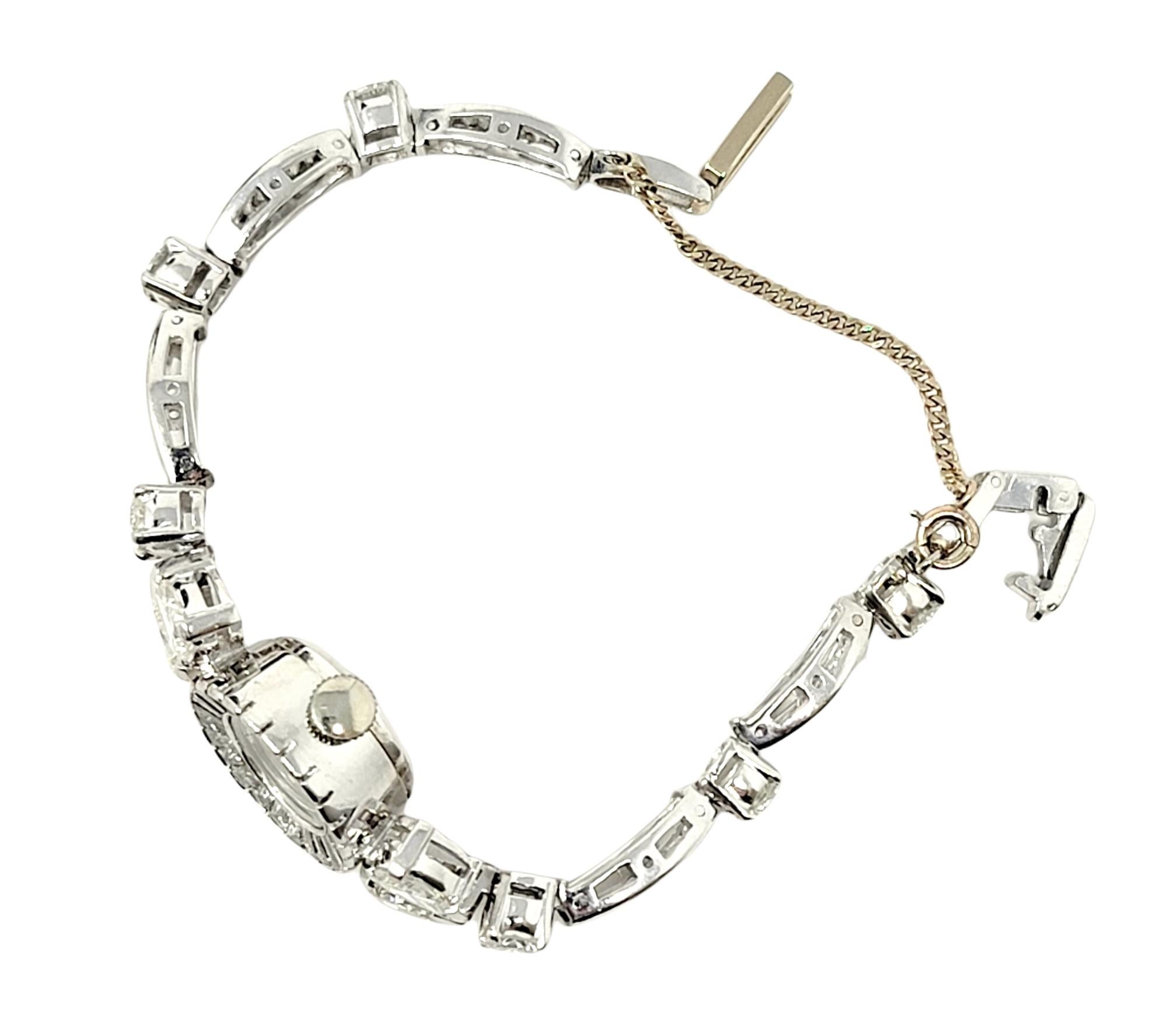 Montre-bracelet vintage pour femme à maillons en platine et diamants 9,23 carats au total en vente 2