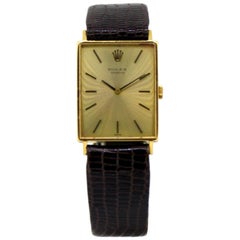 Montre-bracelet vintage Rolex pour femme en or jaune 18 carats:: années 60