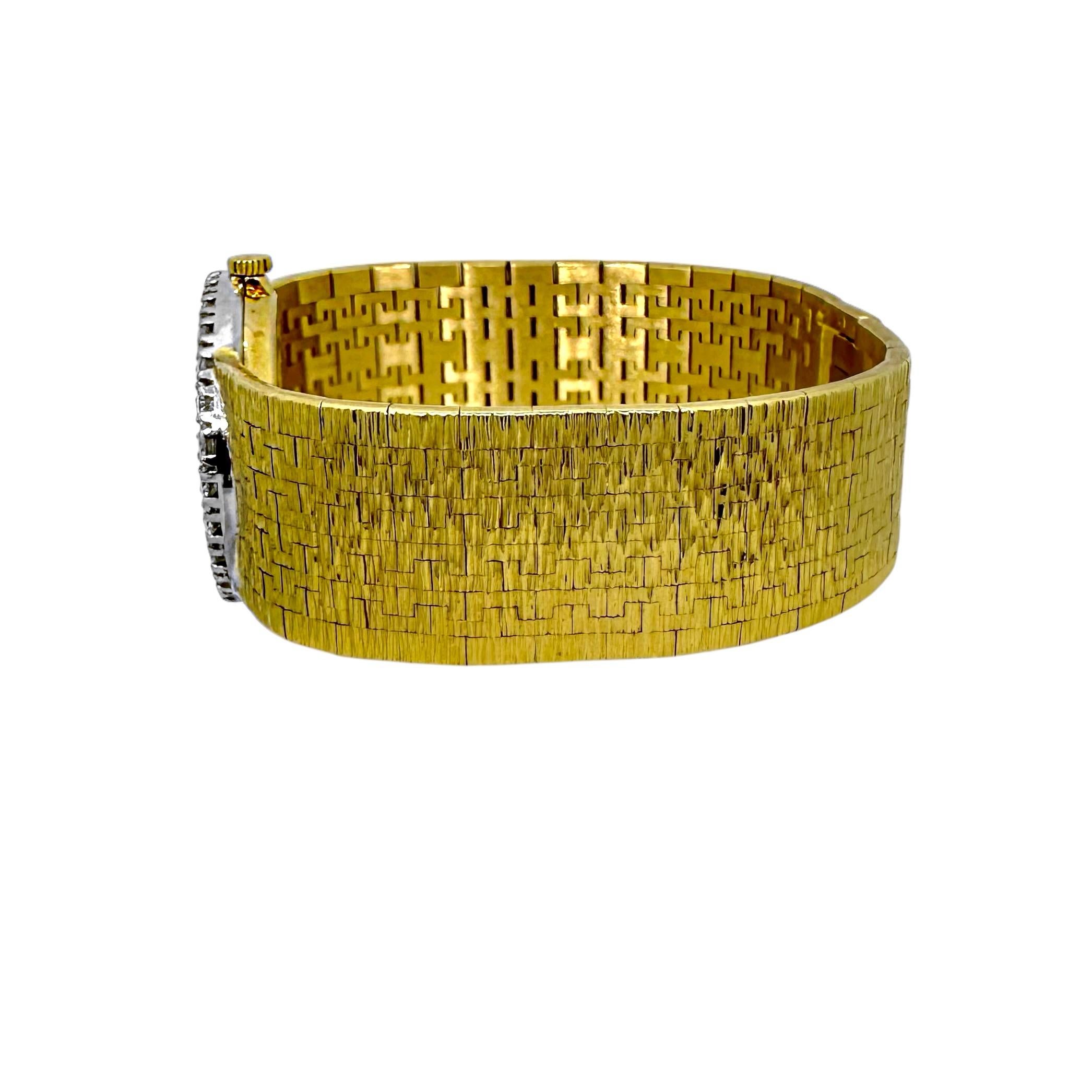 Moderne Vintage Ladies Yellow Gold Piaget Jade and Diamond Cocktail Watch en vente