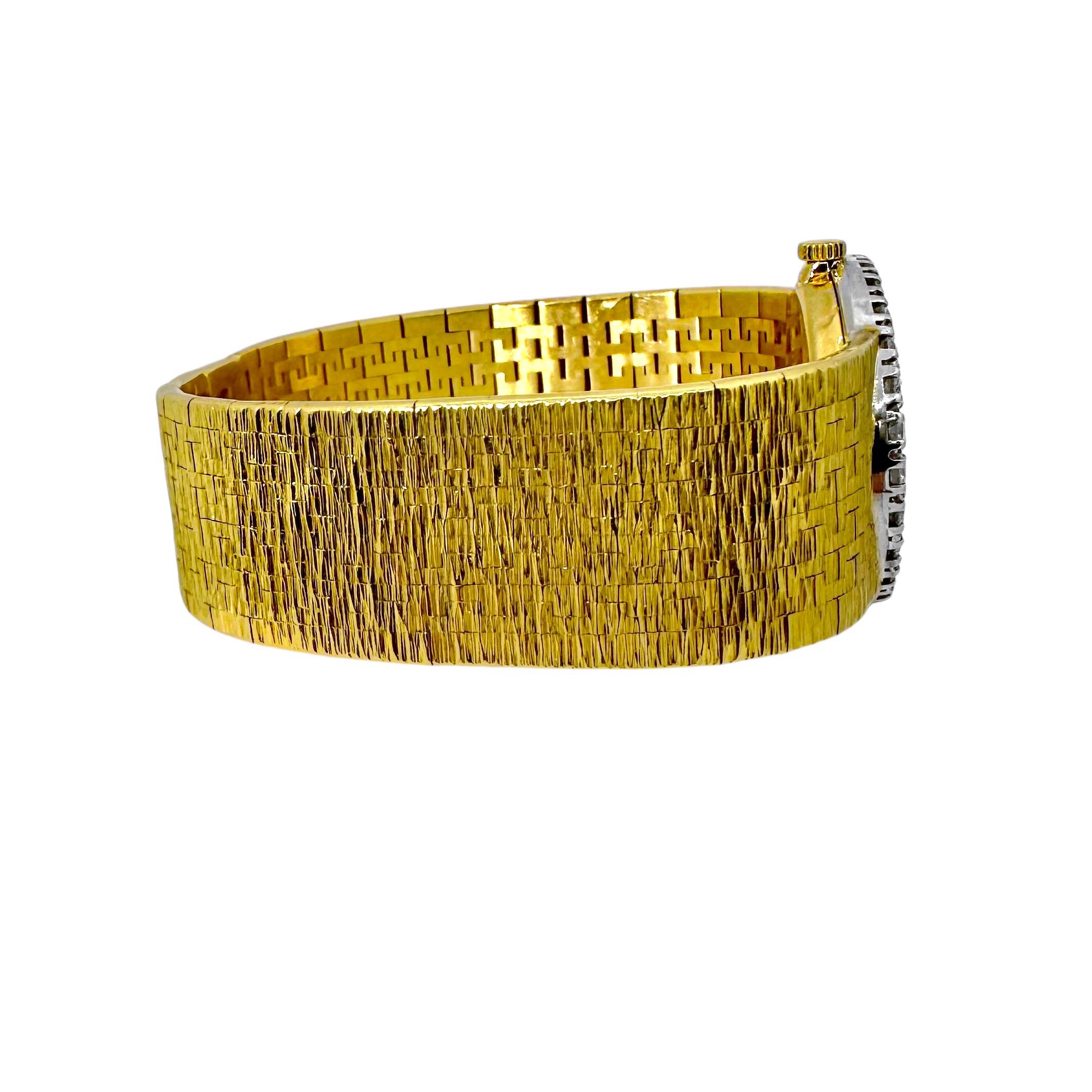 Vintage Ladies Yellow Gold Piaget Jade and Diamond Cocktail Watch Bon état - En vente à Palm Beach, FL