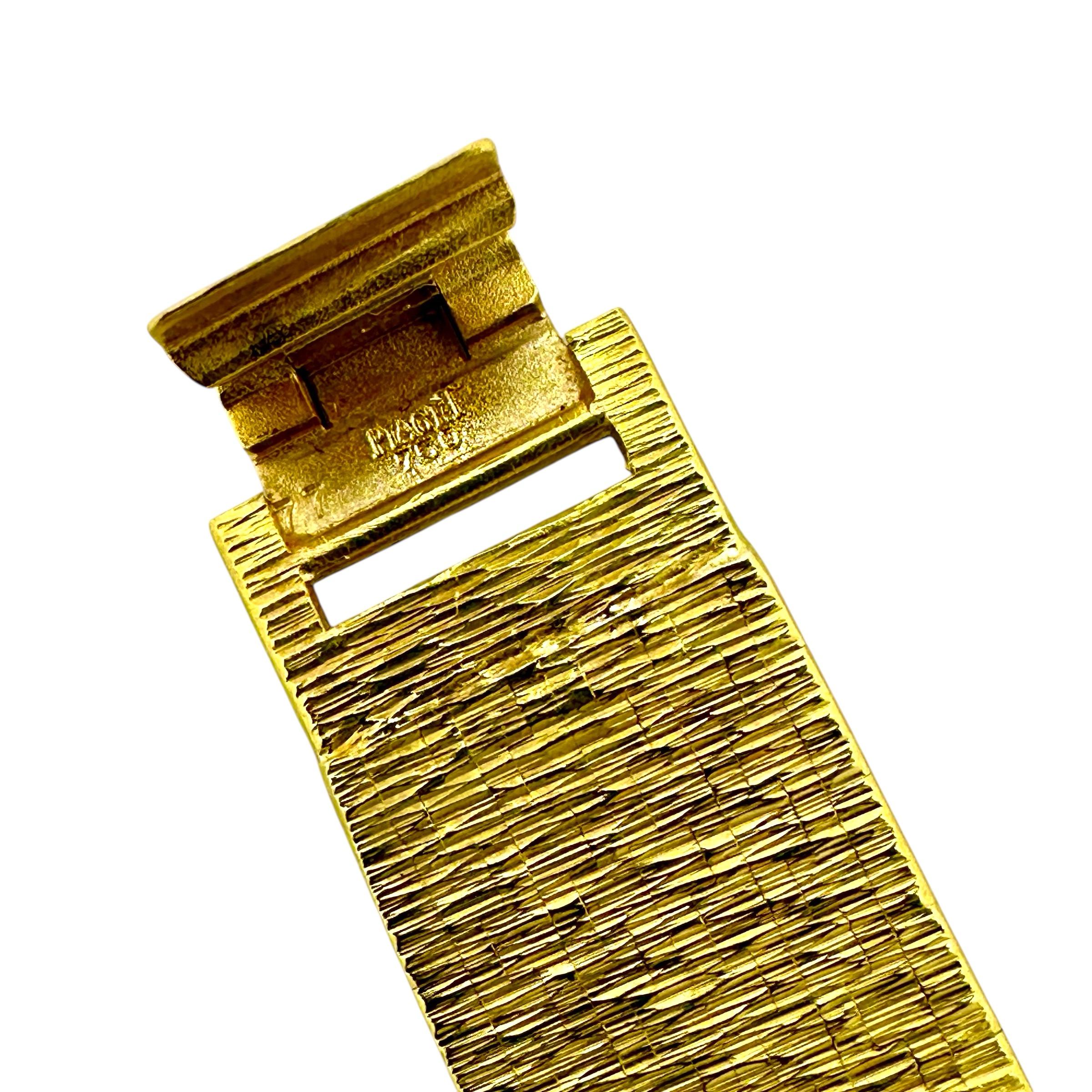 Vintage Ladies Yellow Gold Piaget Jade and Diamond Cocktail Watch Pour femmes en vente