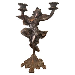 Dekorativer Vintage Lady Dancing-Kerzenhalter im Jugendstil.