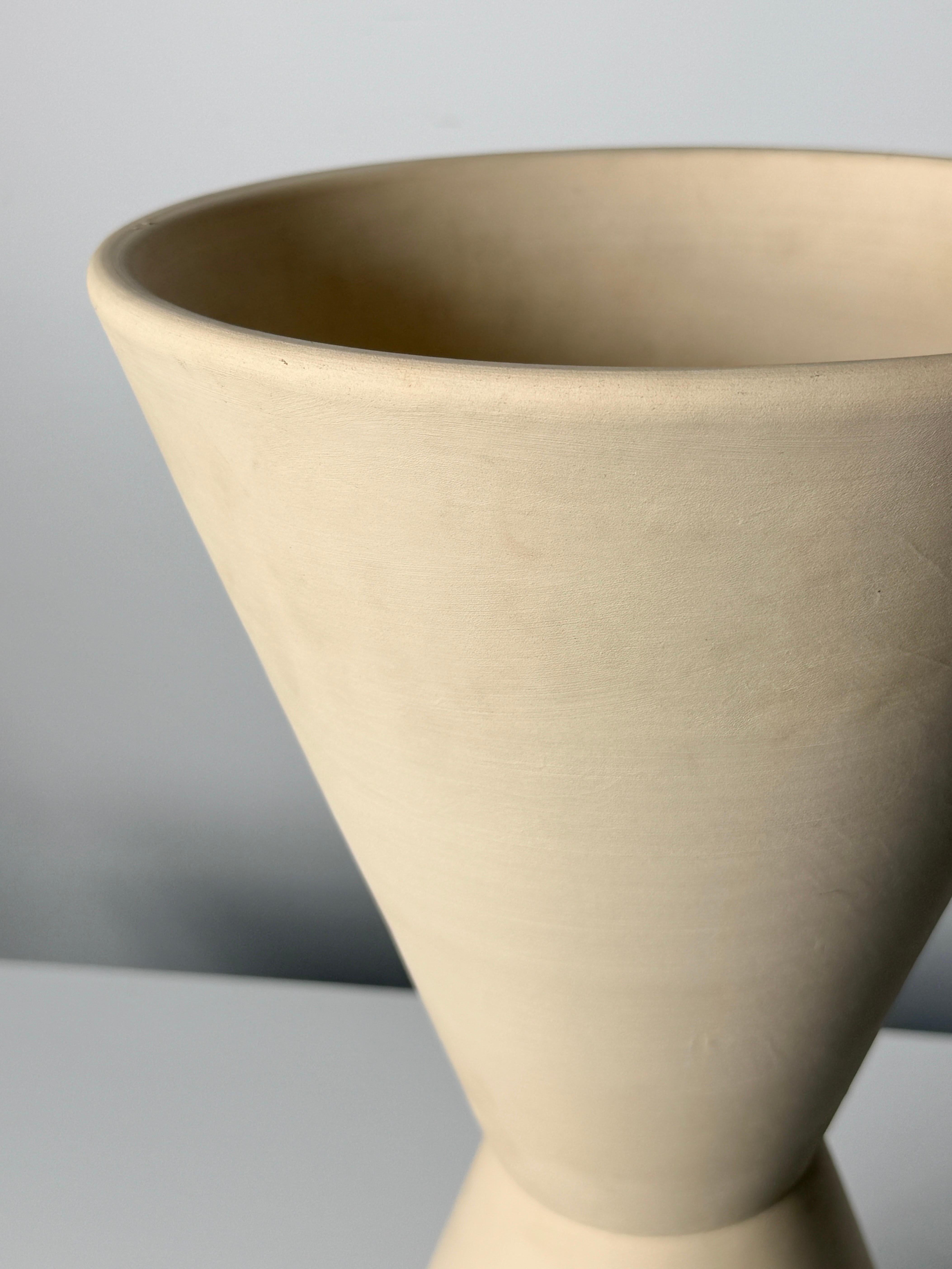 American Vintage Lagardo Tackett Architectural Pottery Double Cone Planter Bisque Ceramic For Sale