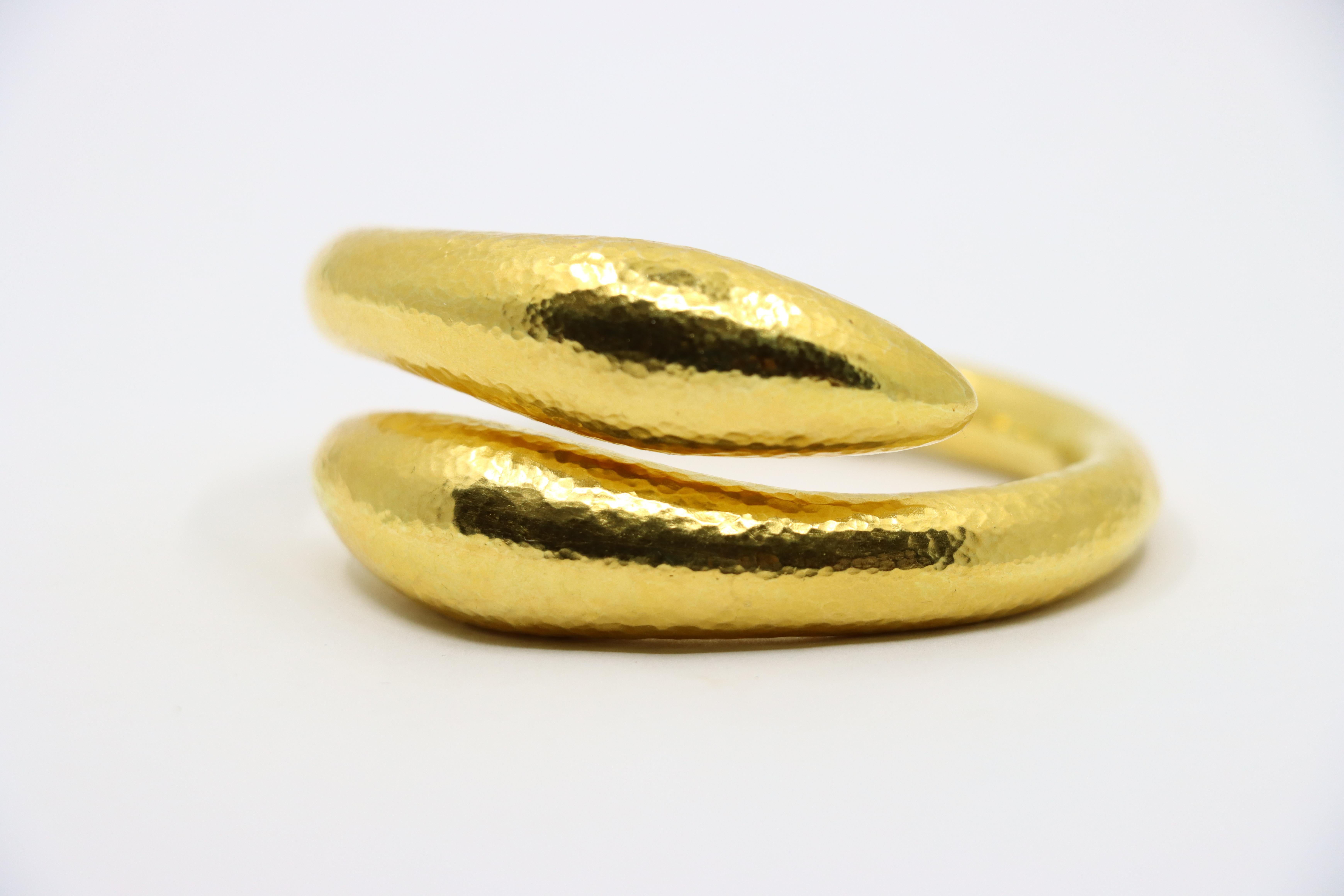 Vintage Lalaounis 18K Gold Textured Bangle Bracelet For Sale 5