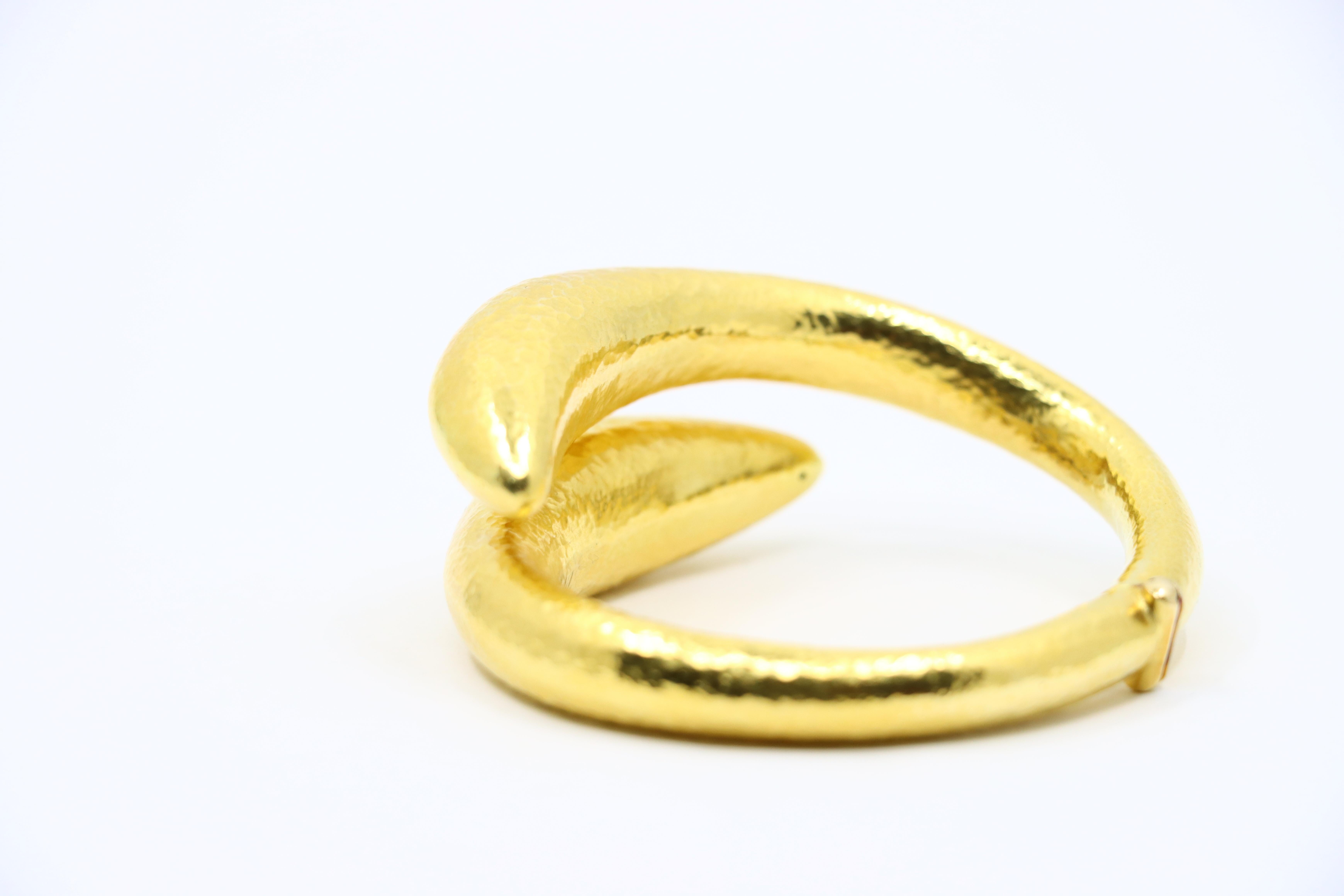 Vintage Lalaounis 18K Gold Textured Bangle Bracelet For Sale 7