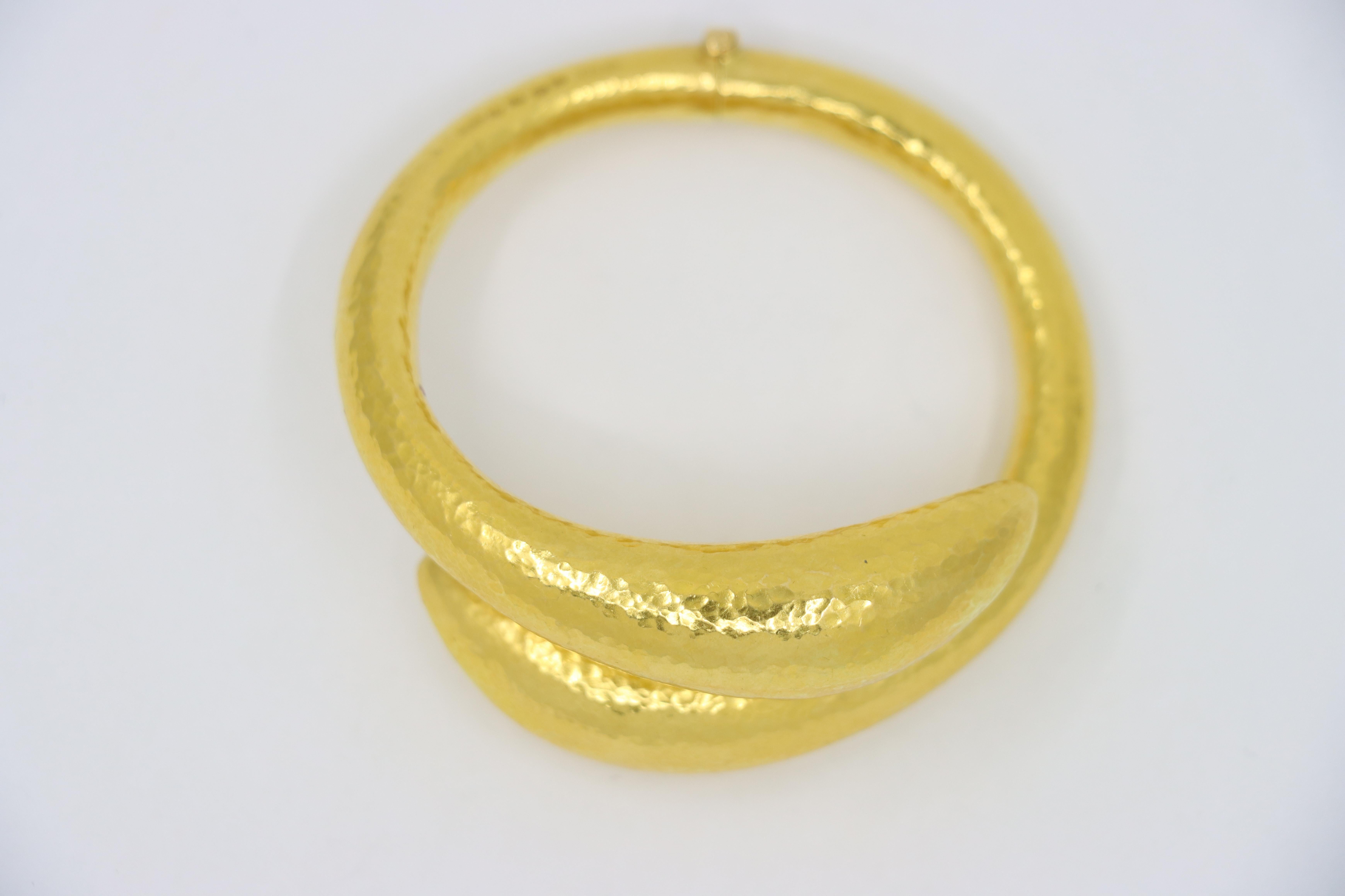 Vintage Lalaounis 18K Gold Textured Bangle Bracelet For Sale 2