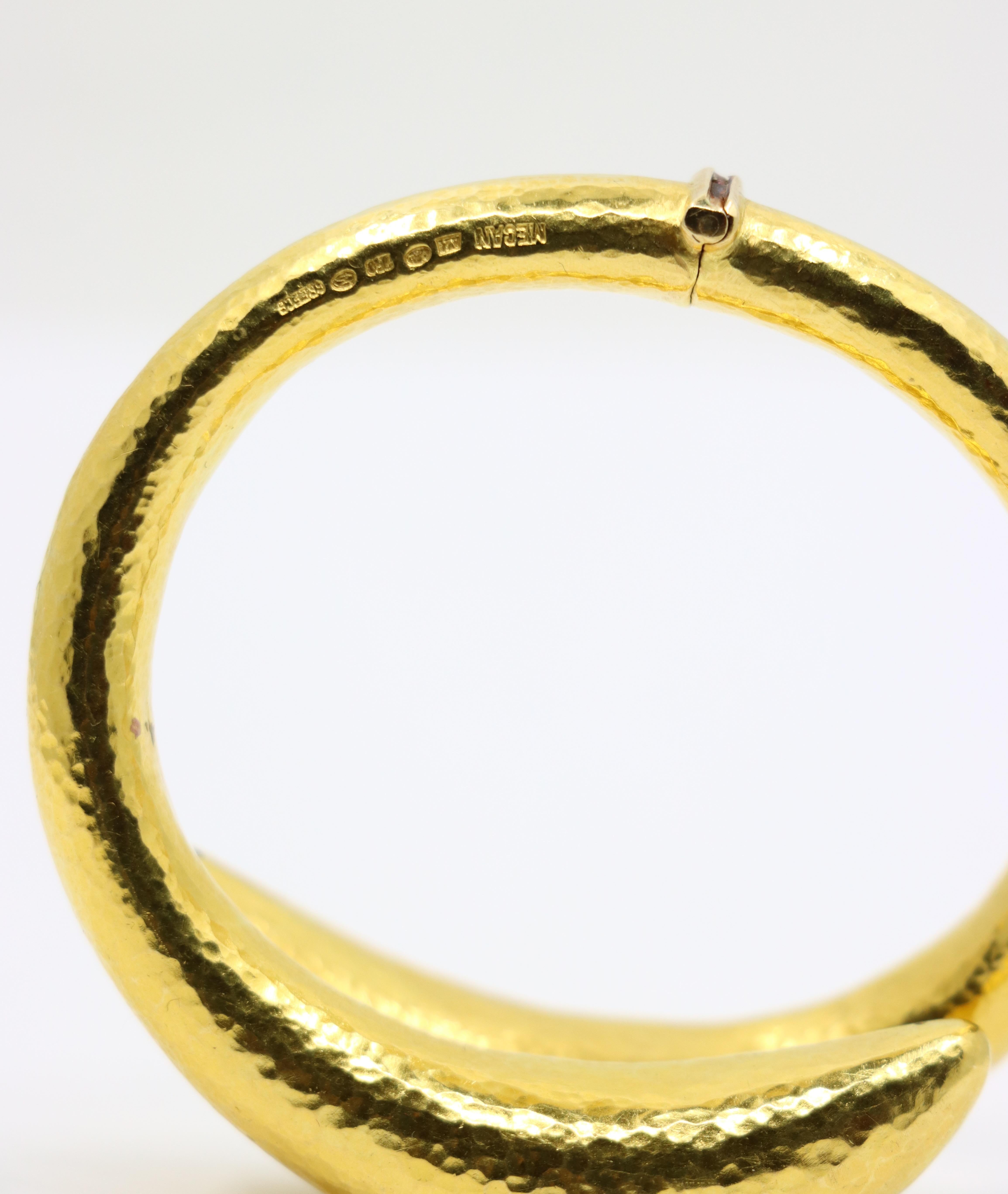 Vintage Lalaounis 18K Gold Textured Bangle Bracelet For Sale 3