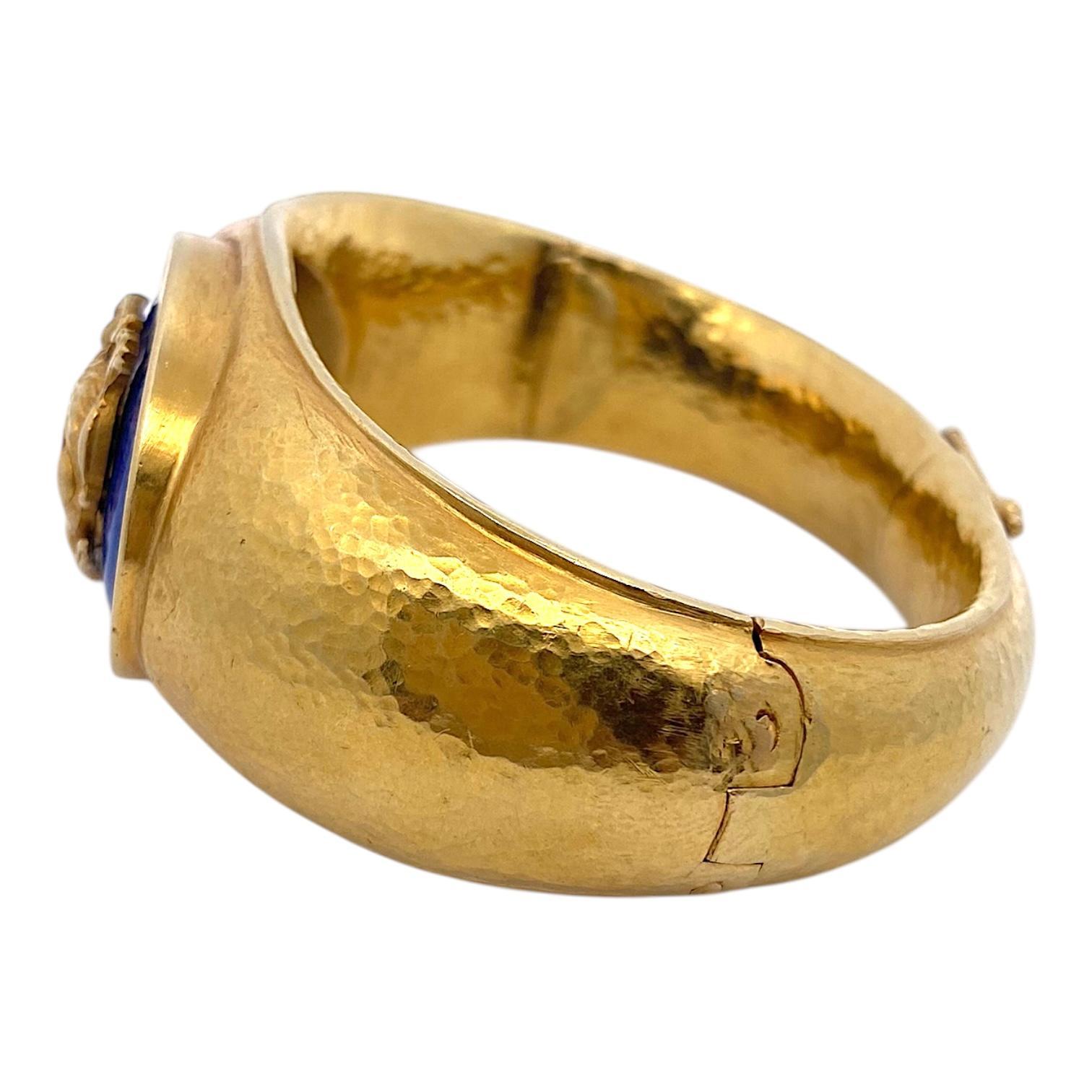 Cabochon Vintage Lalaounis 18K Lapis Lazuli Double Lion Large Hinged Bangle Bracelet For Sale