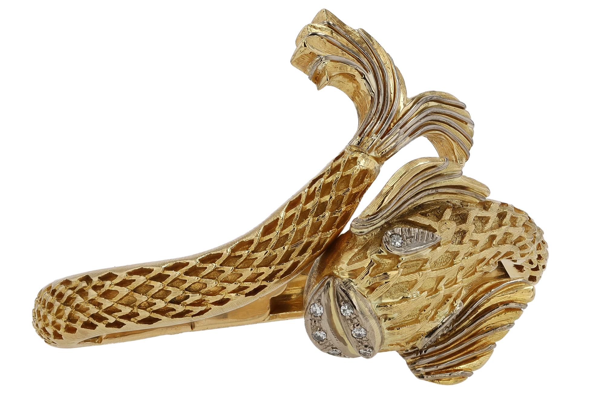 Single Cut Vintage LALAoUNIS Designer 18k Gold Koi Fish Bangle Bracelet
