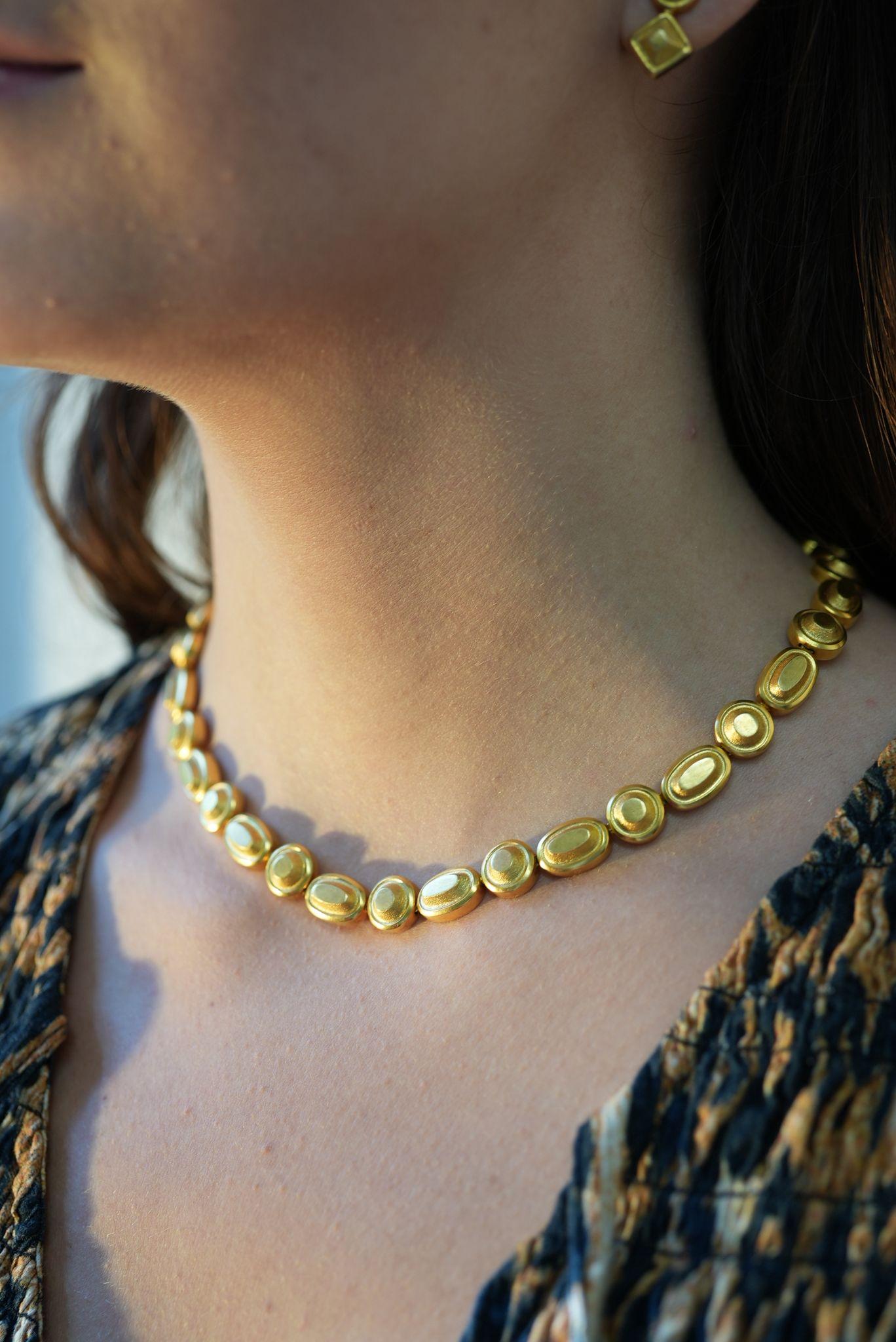 Conjunto vintage de collar y pendientes estilo griego Lalaounis en venta 1