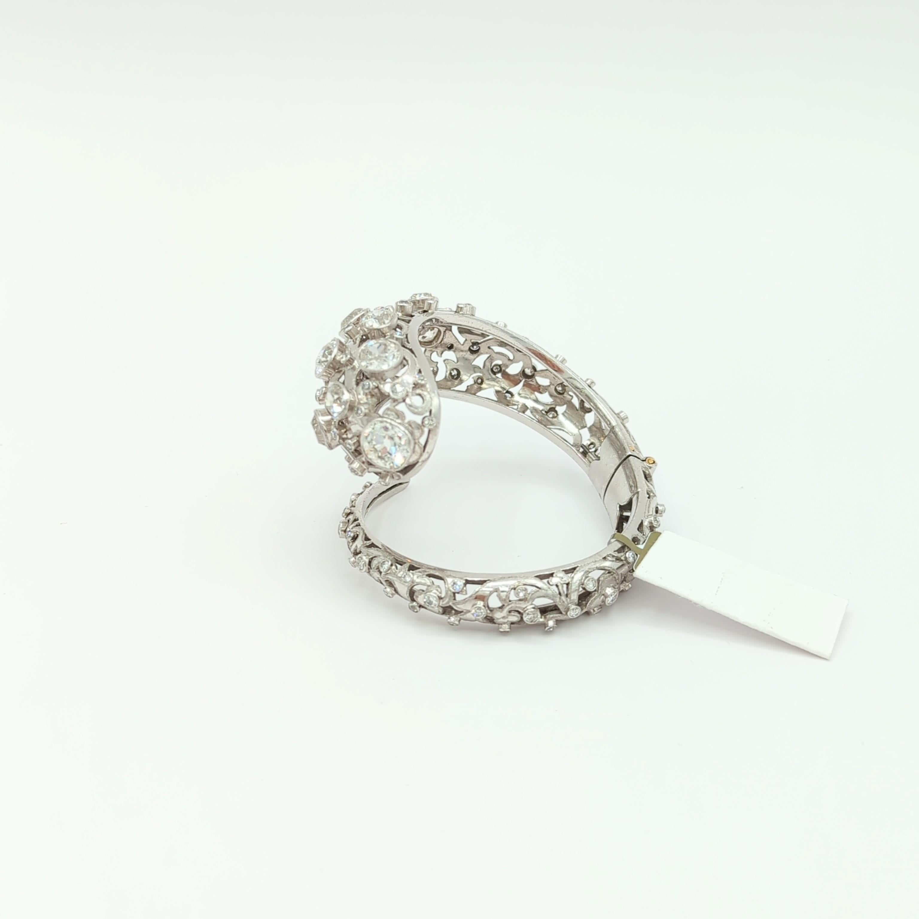 Vintage Collector's Piece Lalaounis Old Cut Diamonds Bangle in Platinum For Sale 5