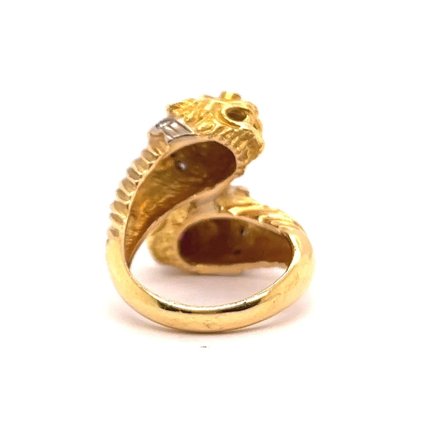 Vintage Lalaounis Ruby Diamond 18 Karat Gold Two Headed Lion Ring 1