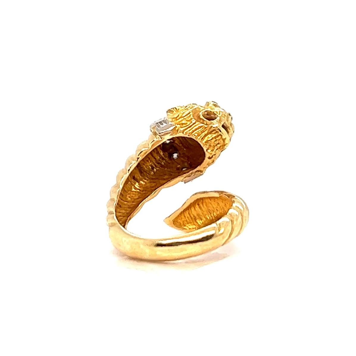 Vintage Lalaounis Ruby Diamond 18 Karat Yellow Gold Lion Wrap Ring 2