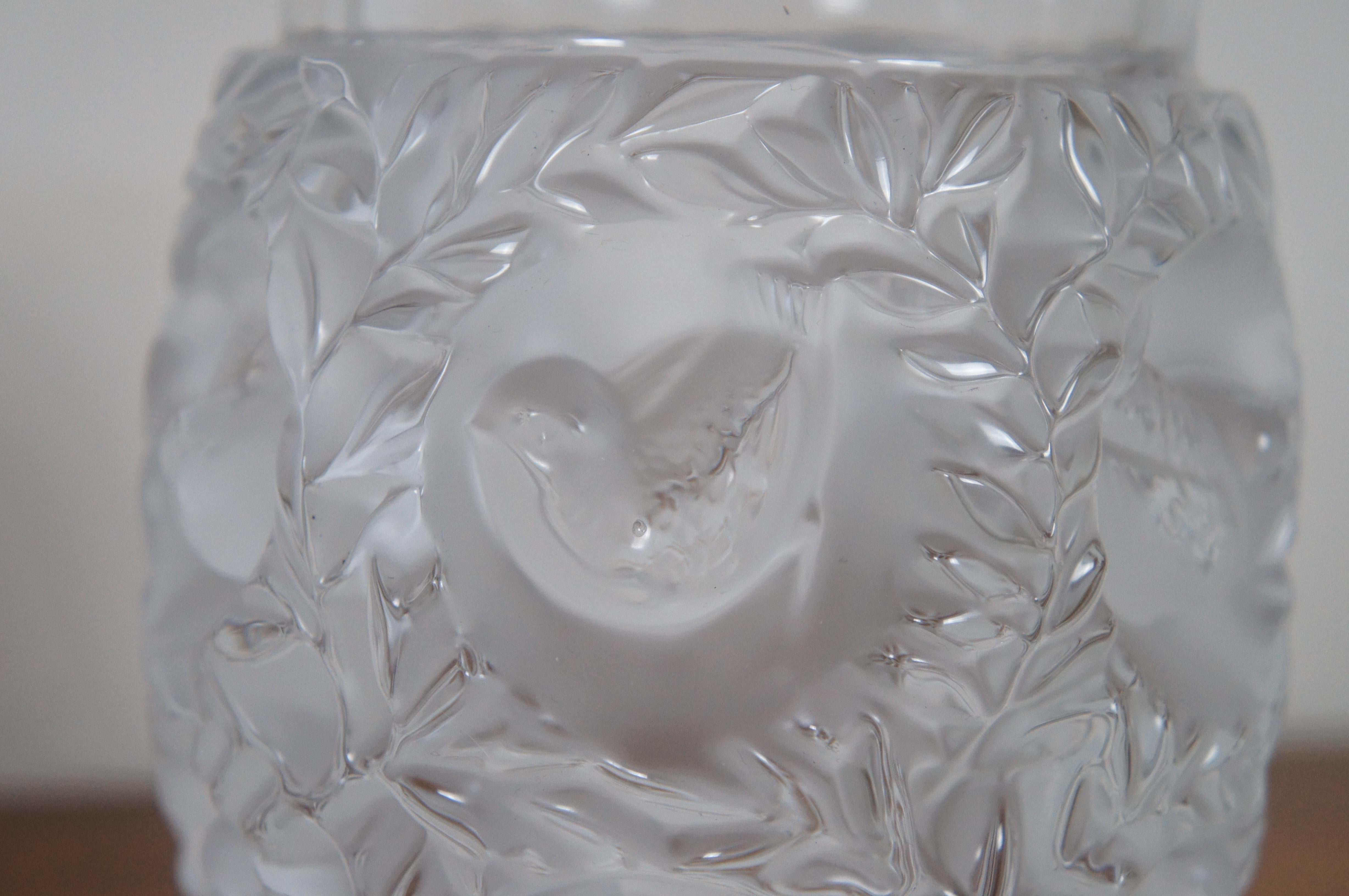 Vintage Lalique France Bagatelle Frosted Crystal Love Birds in Foliage Vase 7