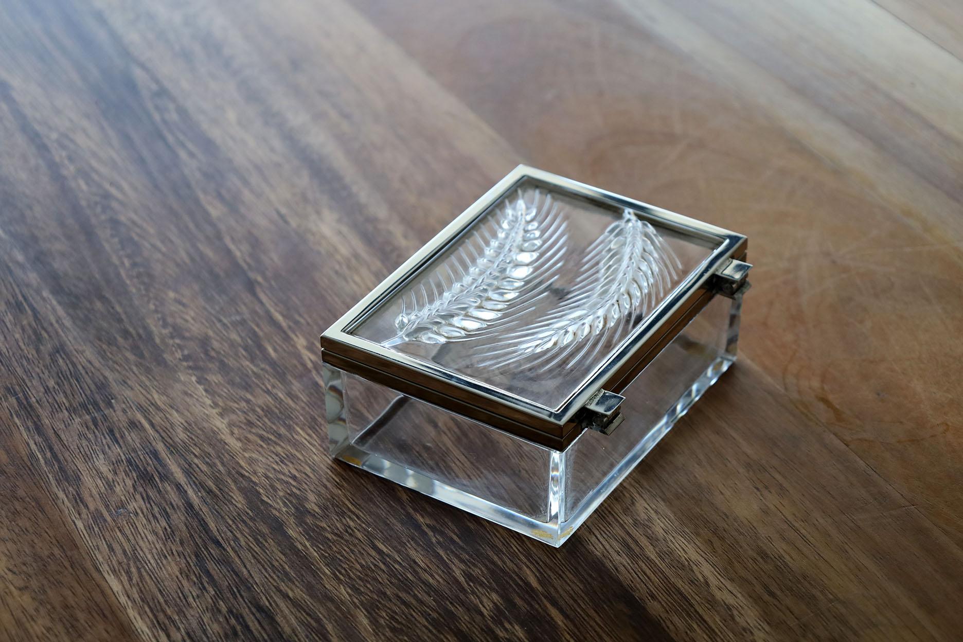 Vintage Lalique France 'Epis' Wheat Dresser/Trinket Box For Sale 1