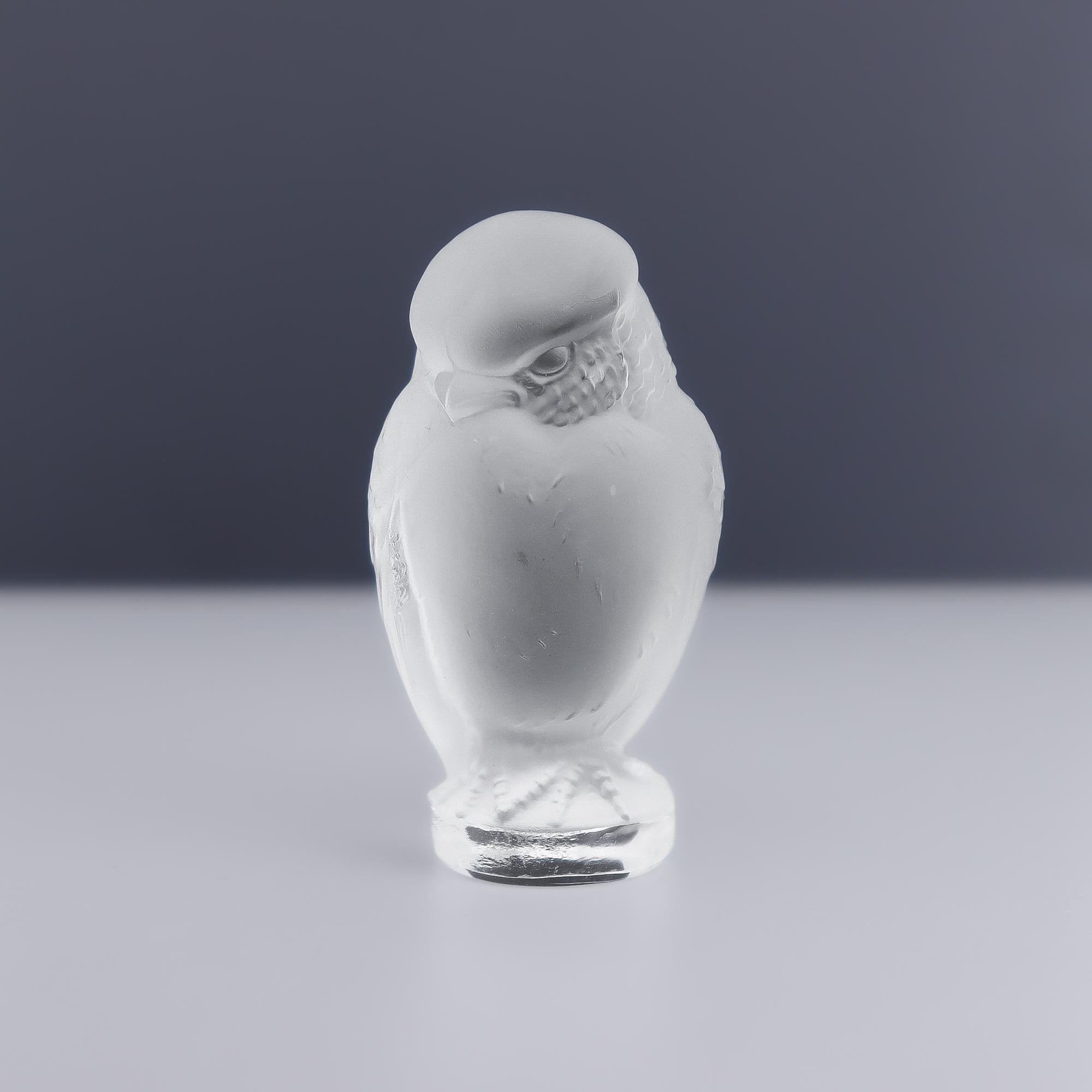 Vintage Lalique Milchglas 'Rapace' Sperber Raubvogel Cachet oder Siegel