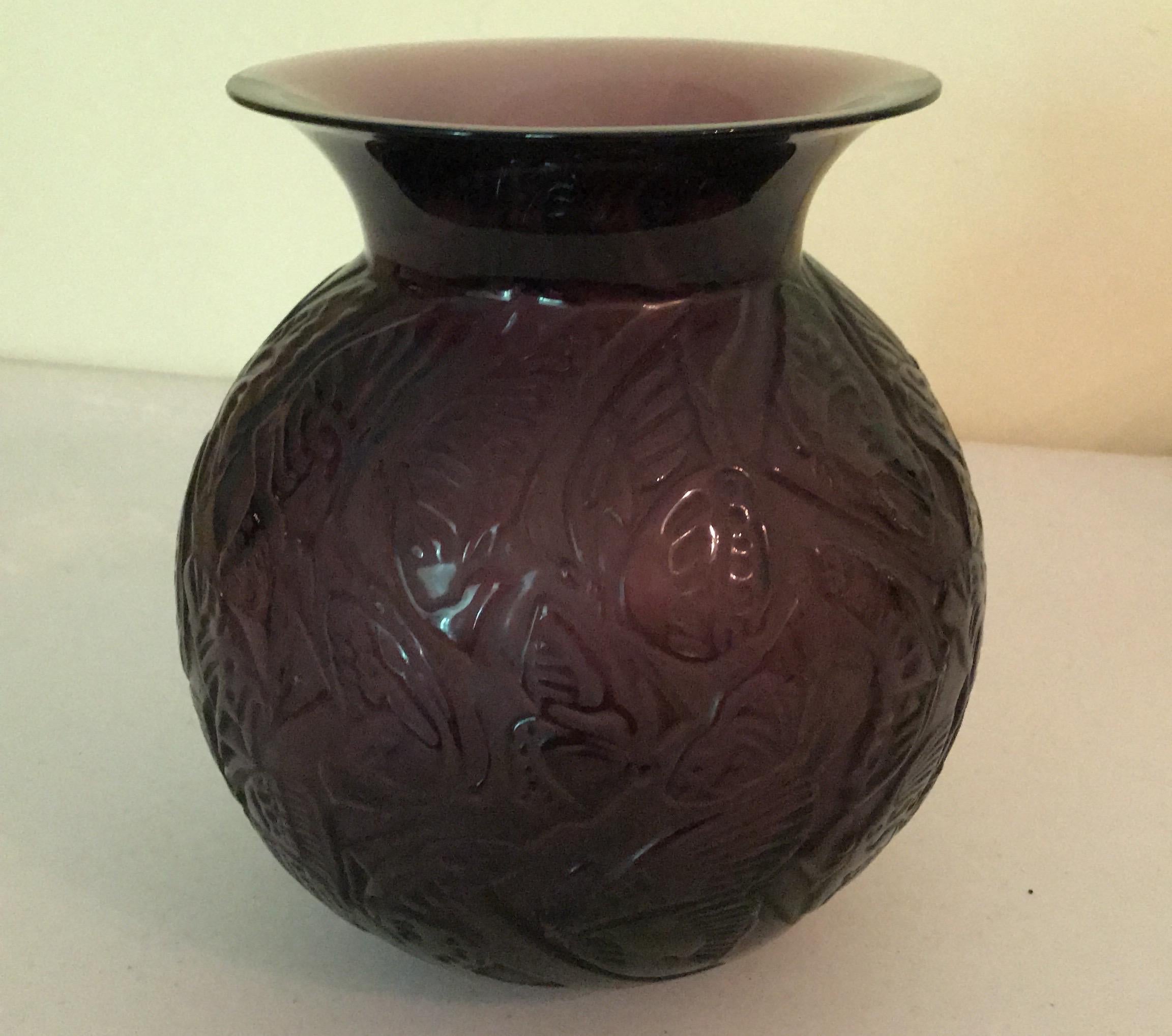 20th Century Vintage Lalique Lavender Vase For Sale