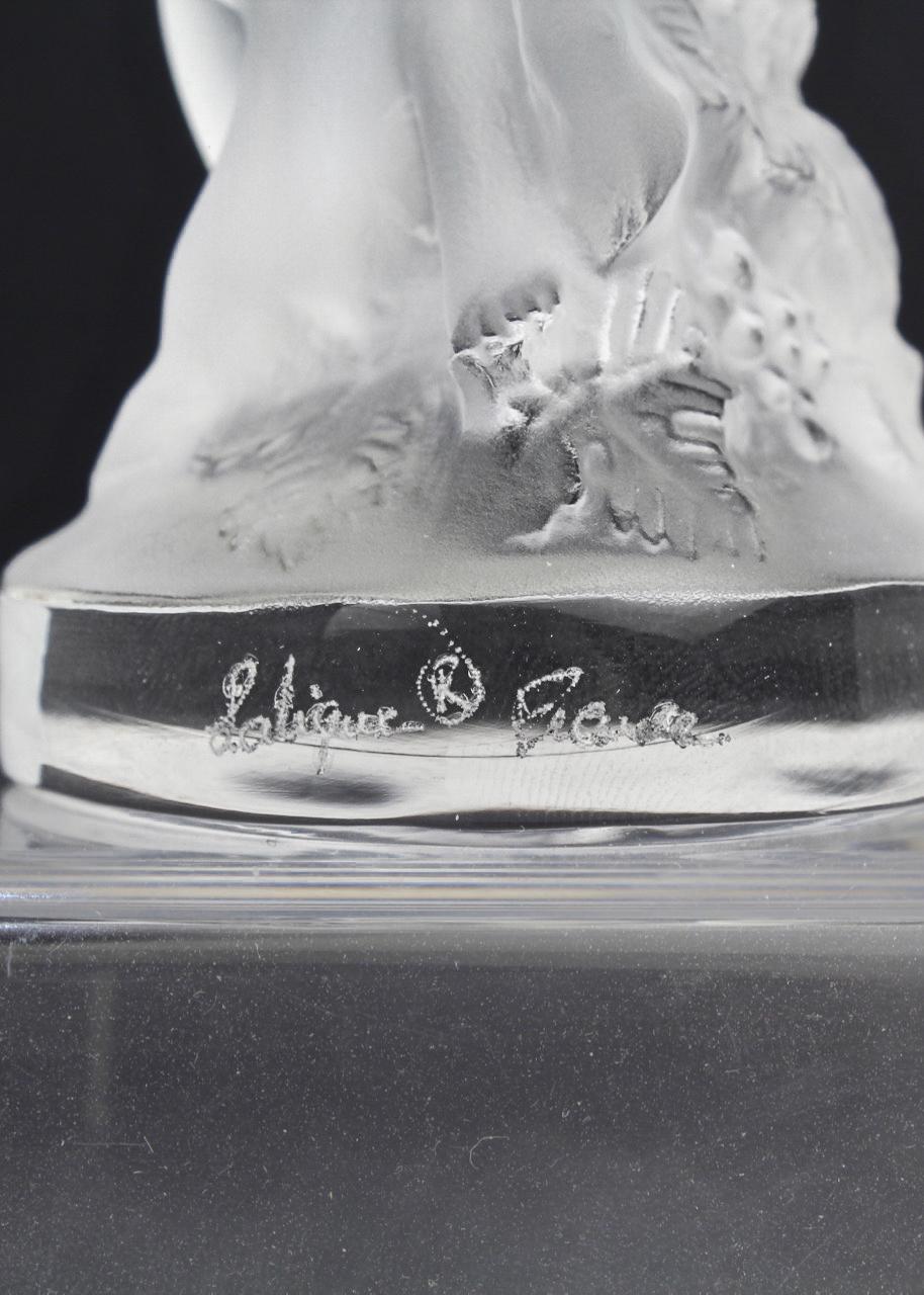 Lalique « Le Faune » Art Glass Nude Pan & Diana Figurine ou presse-papiers vintage Bon état - En vente à Philadelphia, PA
