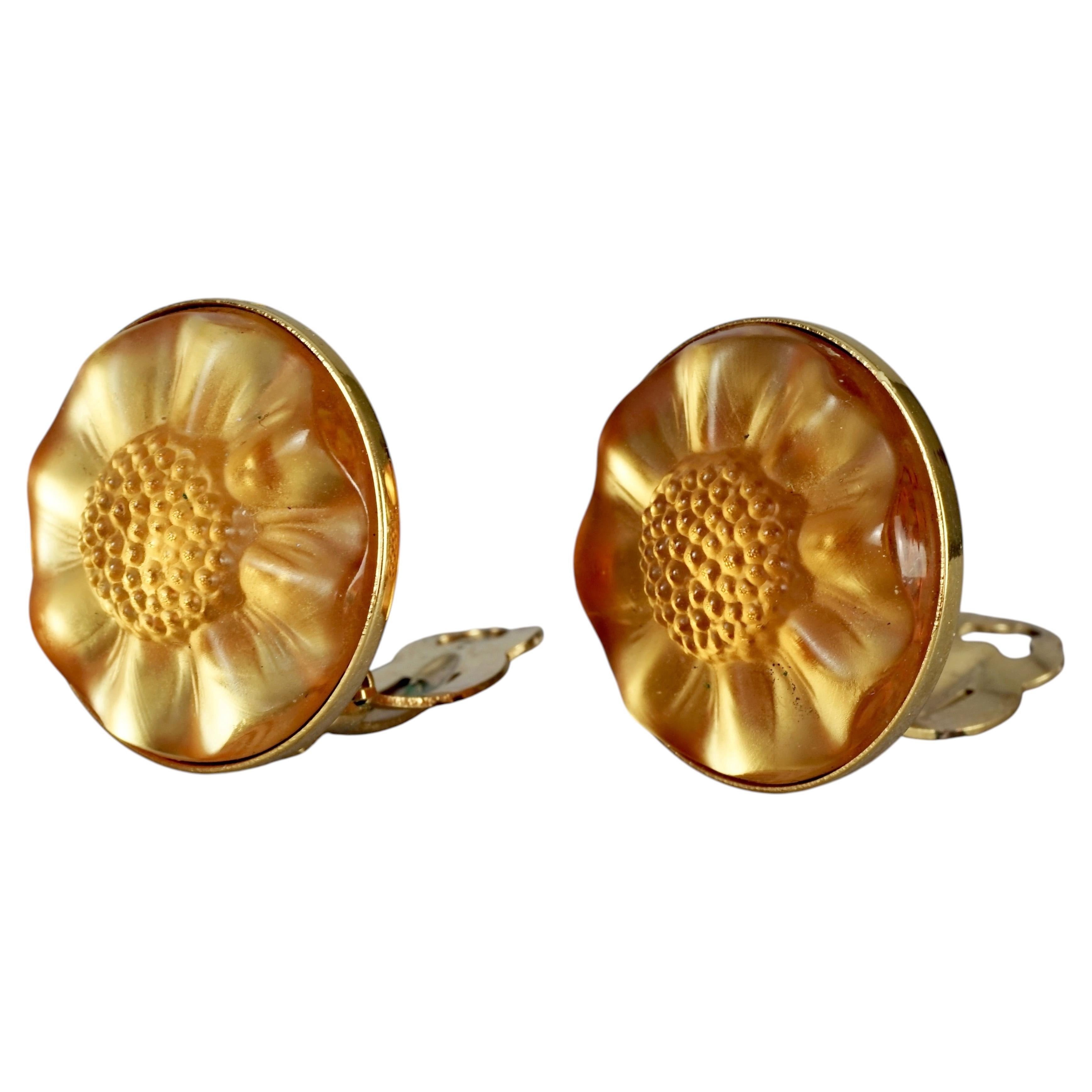 Vintage LALIQUE "MUGUET" Flower Amber Glass Carved Clip On Earrings For Sale