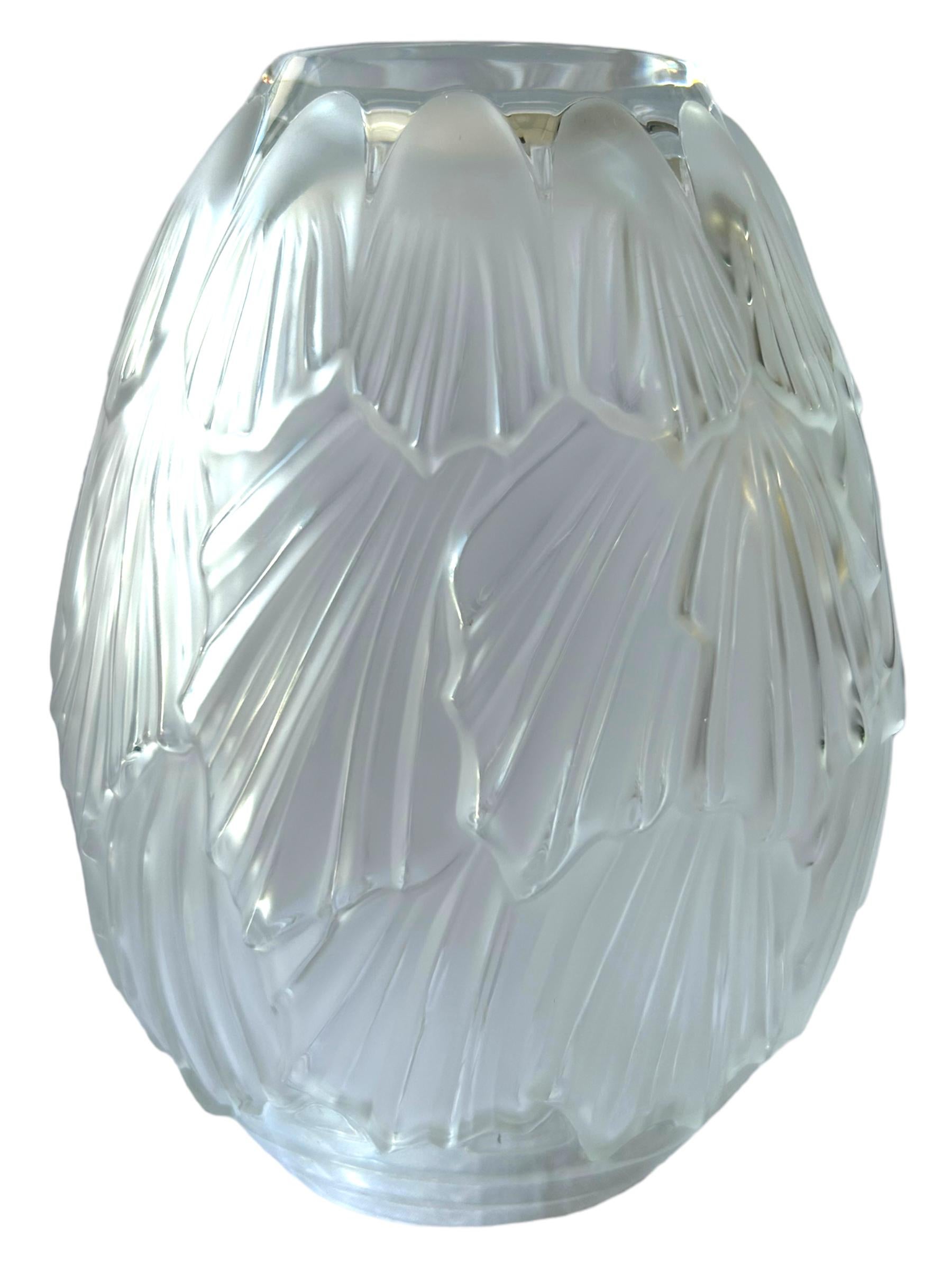 French Vintage Lalique “Sandrift” Frosted/Translucent Crystal Vase ~ Signed For Sale