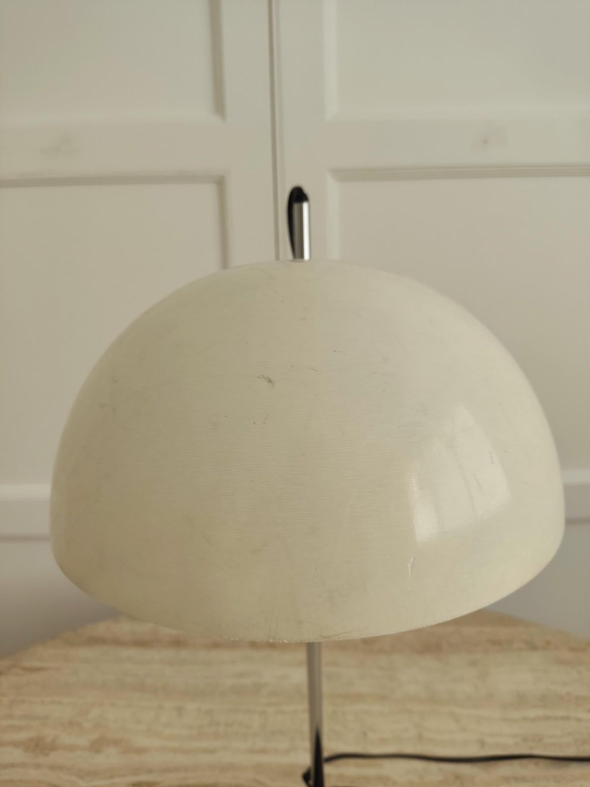 Vintage Lamp by Harvey Guzzini In Fair Condition For Sale In Paris, FR