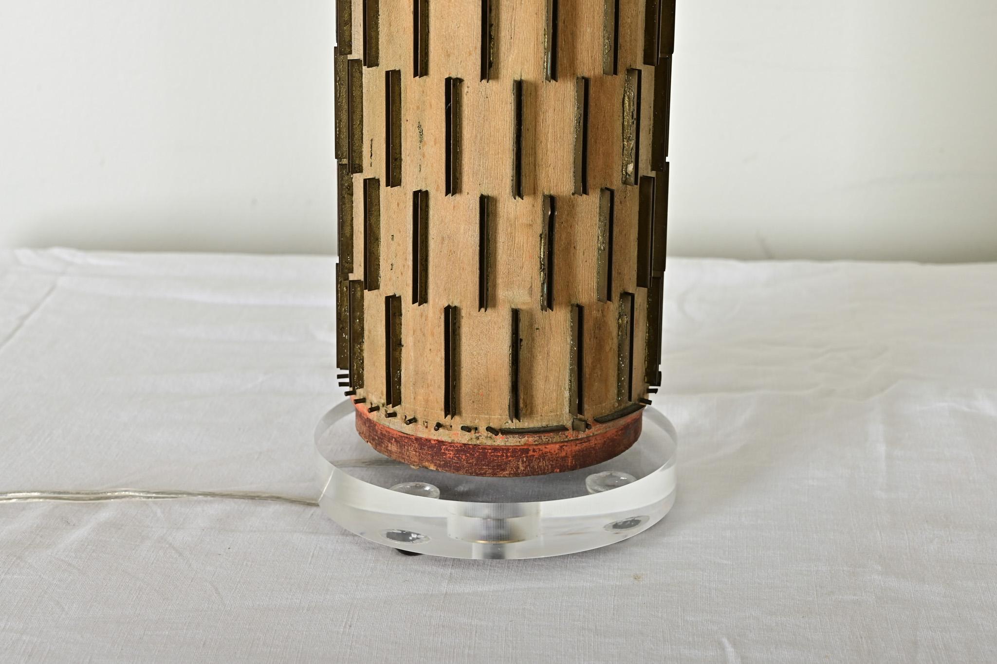 Autre Lampe vintage fabriquée à partir d'un rouleau encreur de papier peint en vente