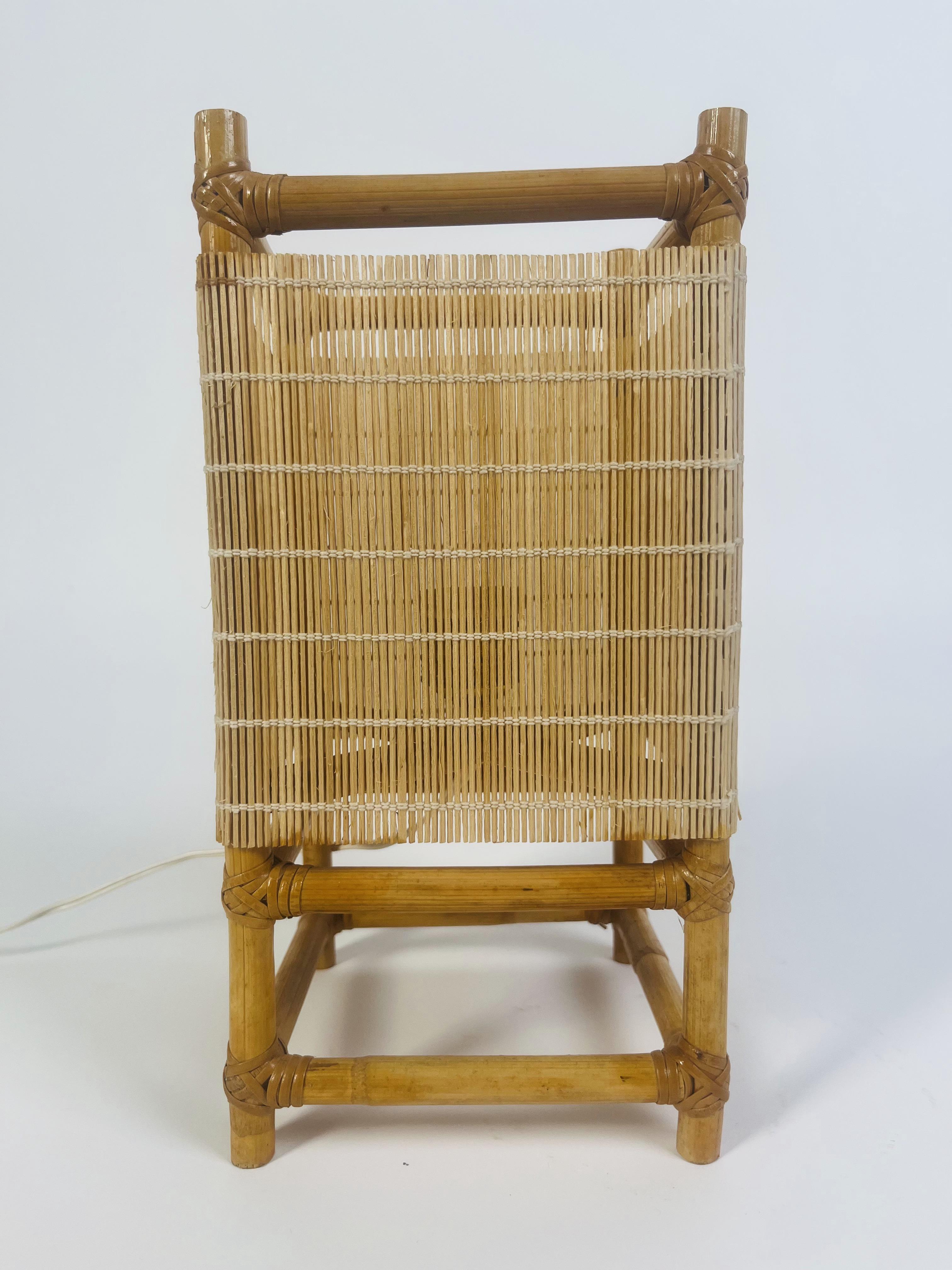 Fine XX secolo Lampada vintage realizzata in bambù e fibre naturali in vendita