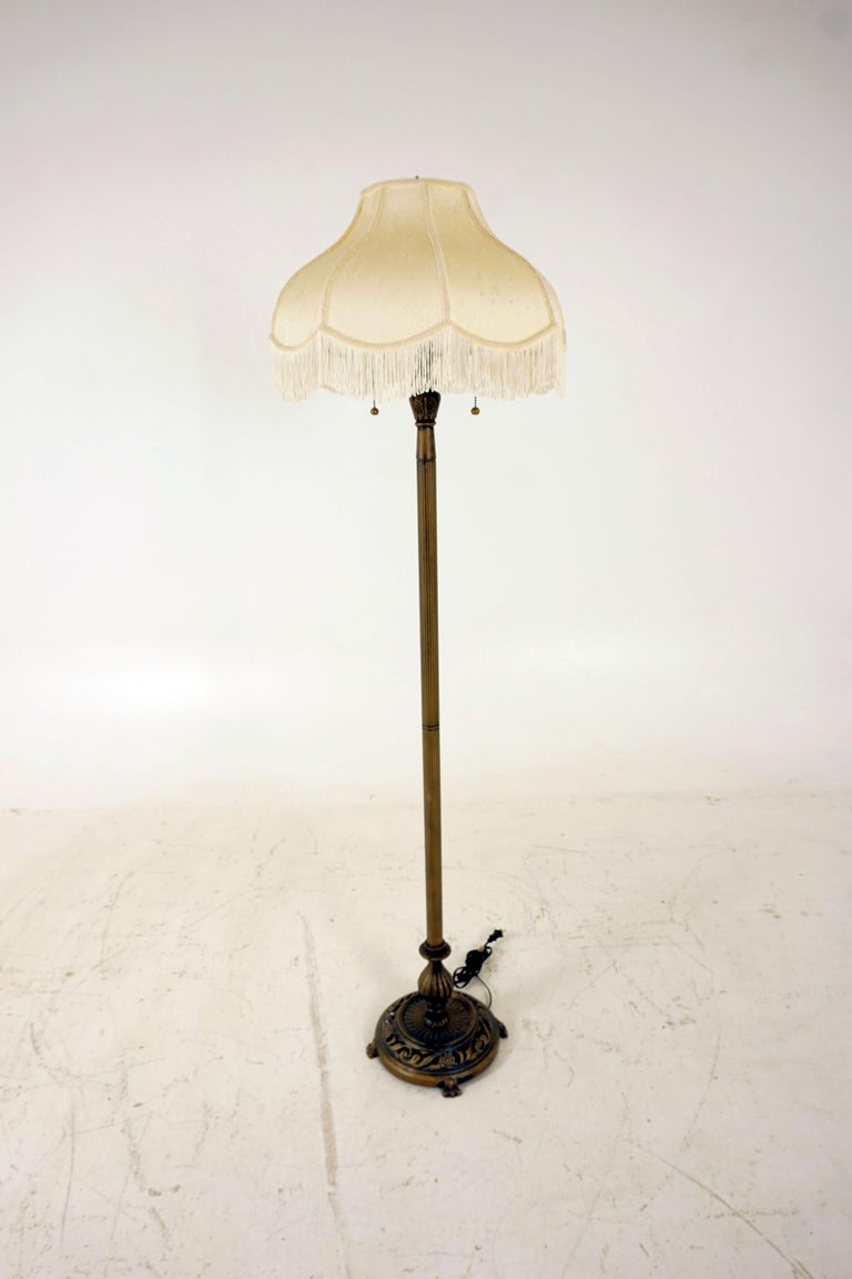 Vintage Lamp, Metal Standing Lamp, Floor Lamp and Shape, Canada 1930