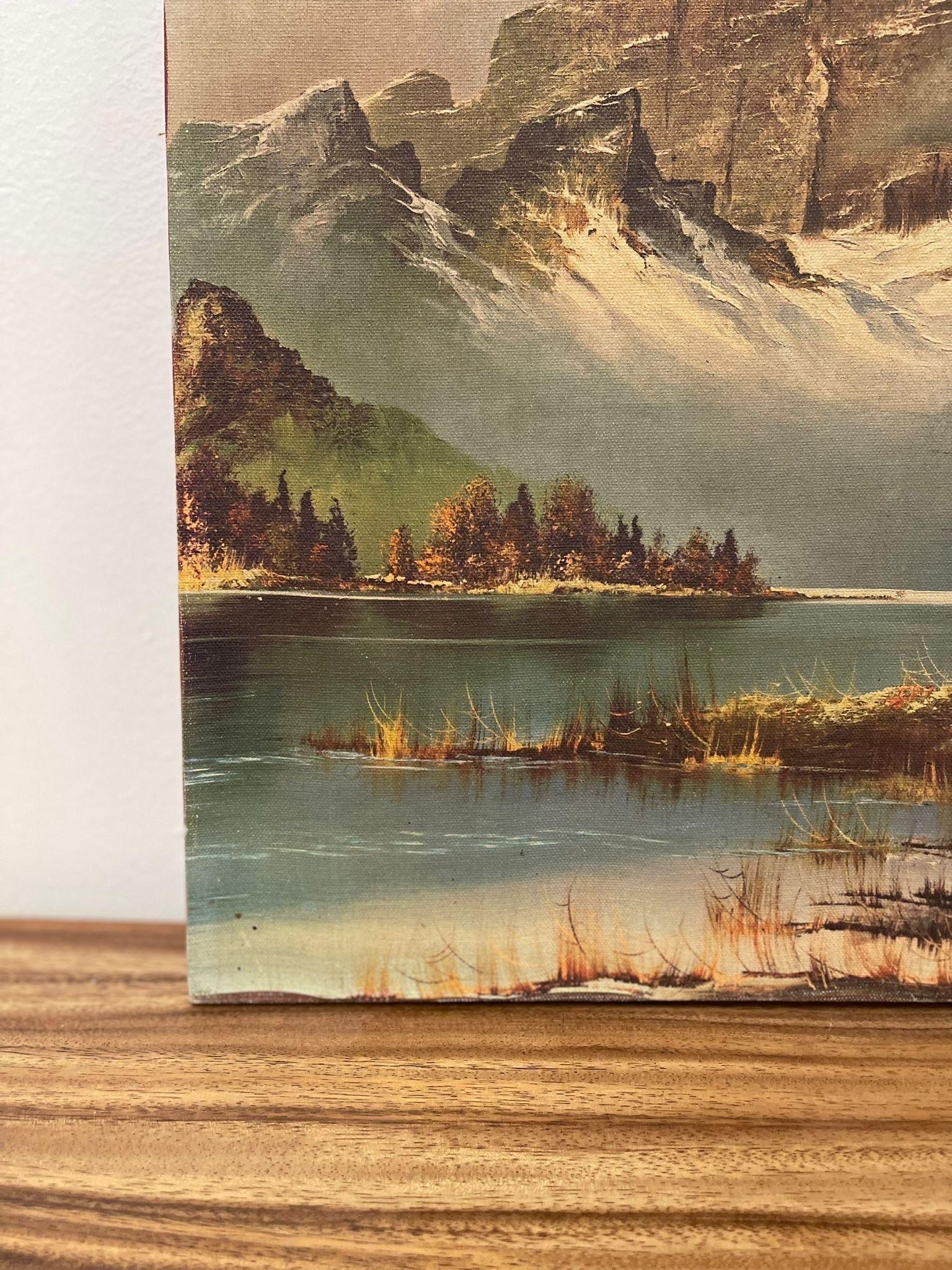 Vintage-Landschaftsdruck auf Leinwand. Berge über einem See. im Angebot 2