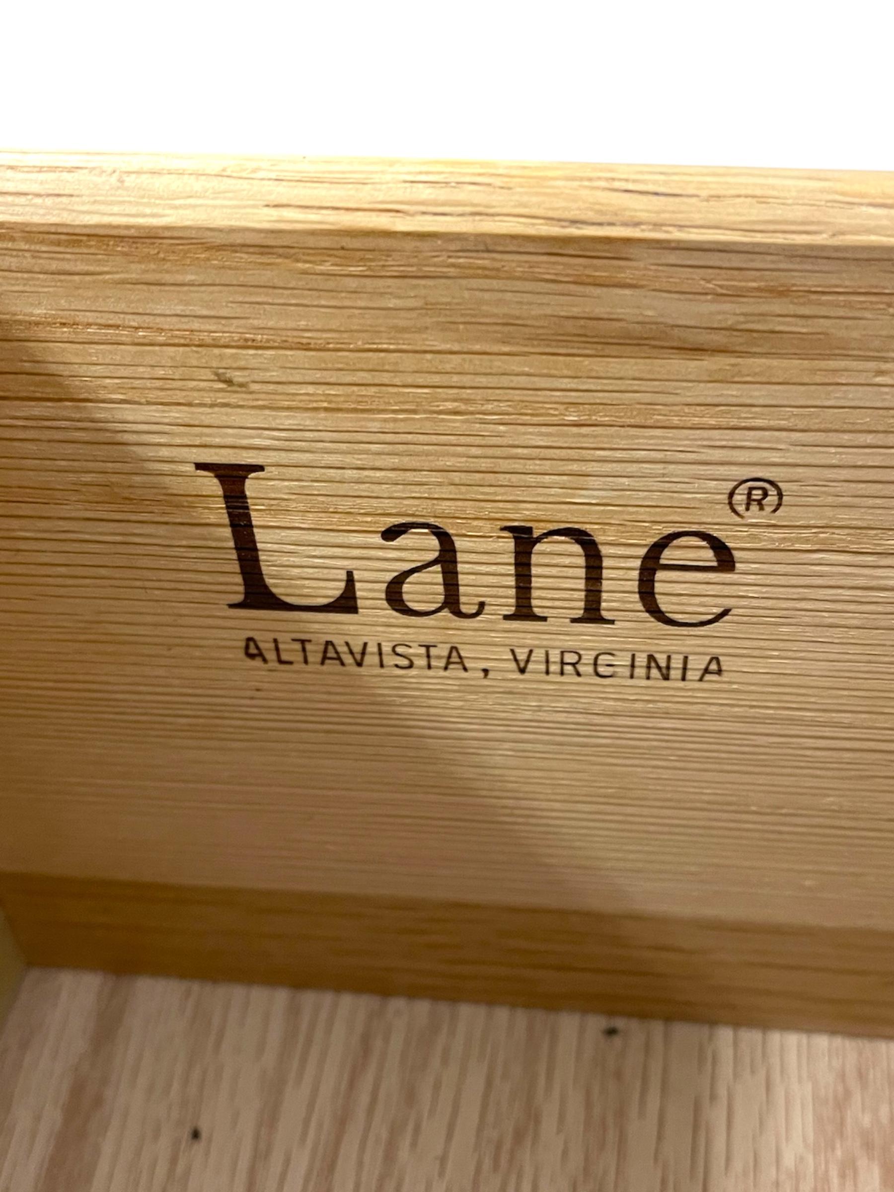 Vintage Lane s Edition Modern à 6 tiroirs en vente 4