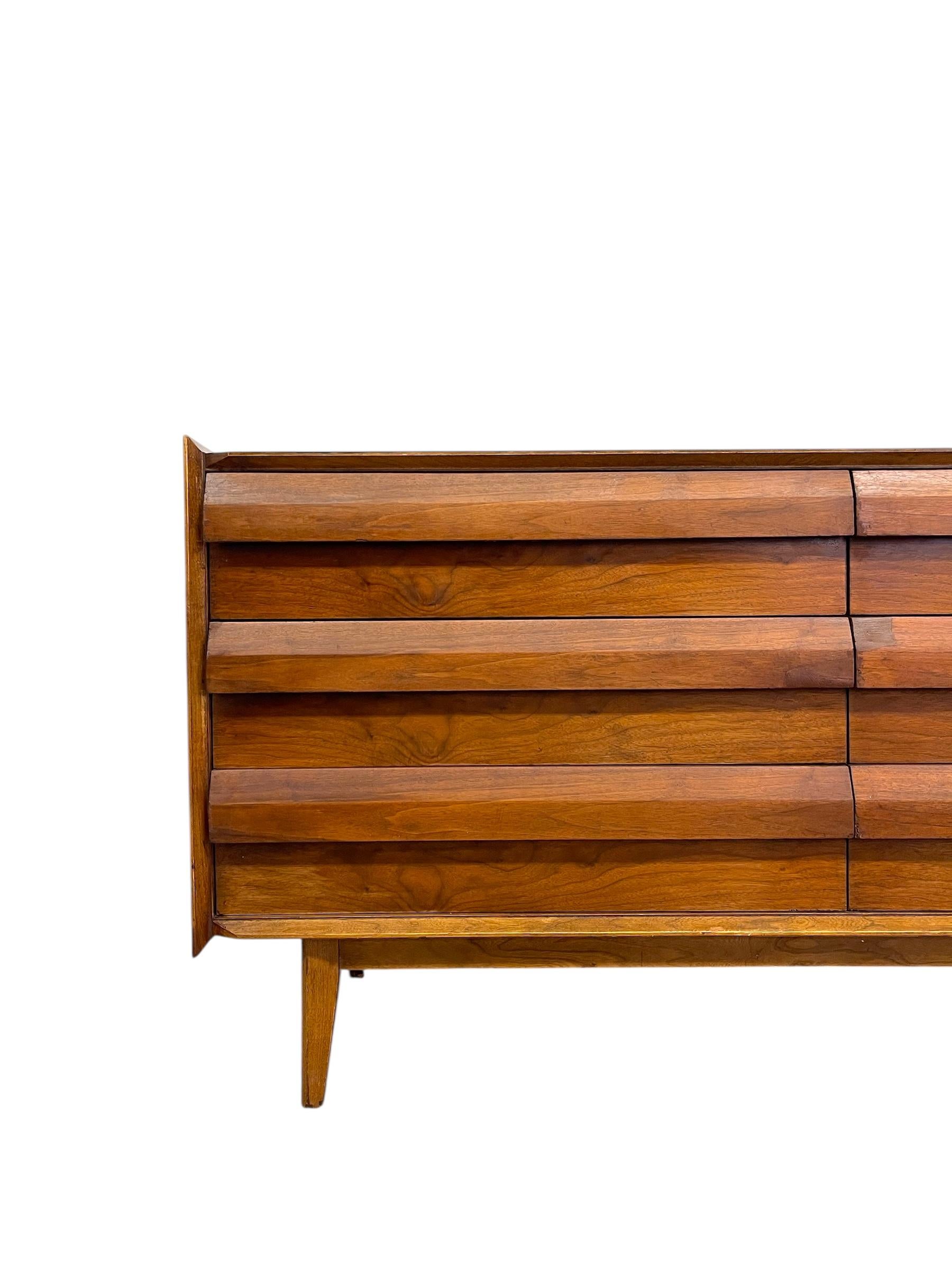 Bois Vintage Lane s Edition Modern à 6 tiroirs en vente