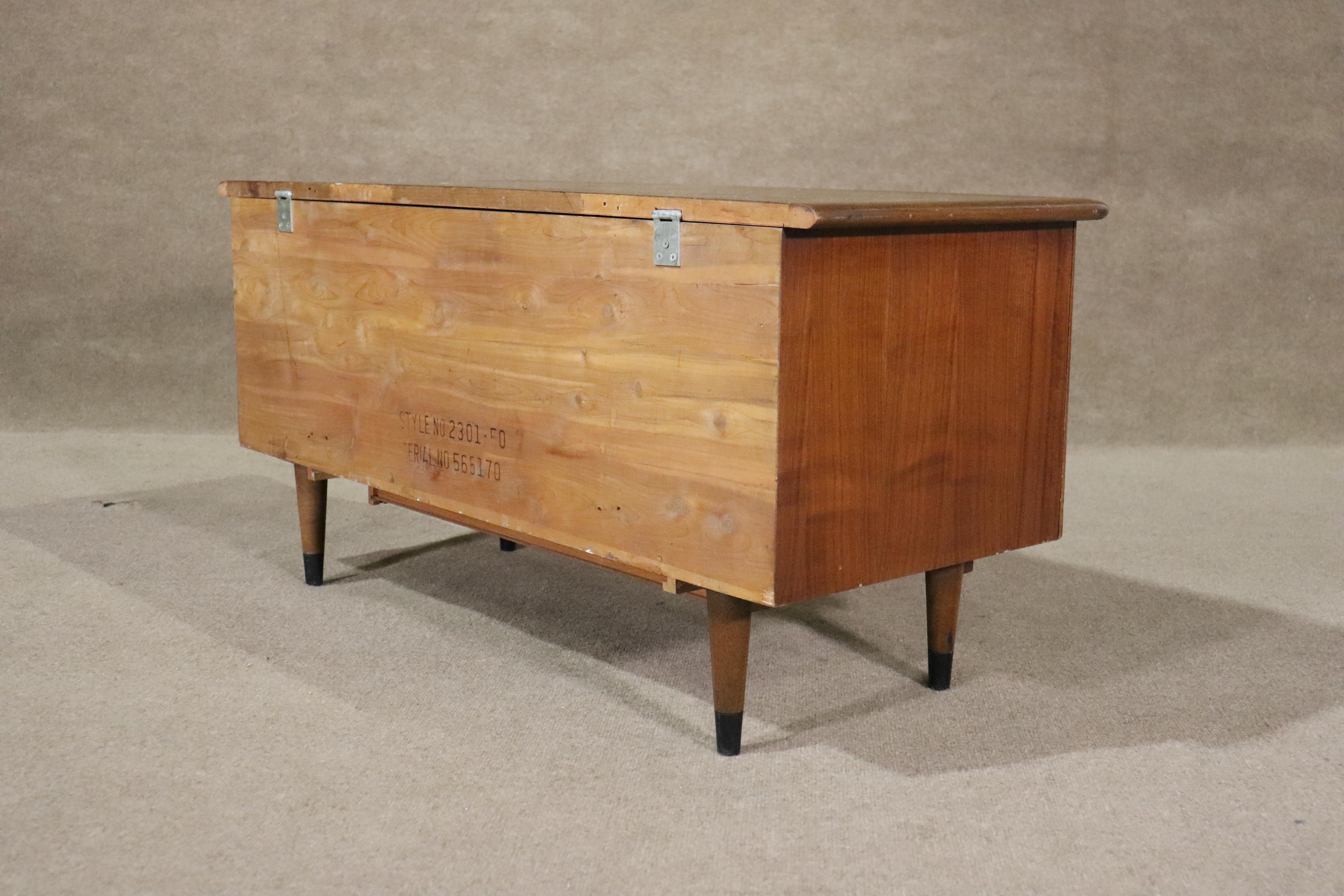 Vintage Lane Acclaim Chest by Andre Bus In Good Condition For Sale In Brooklyn, NY