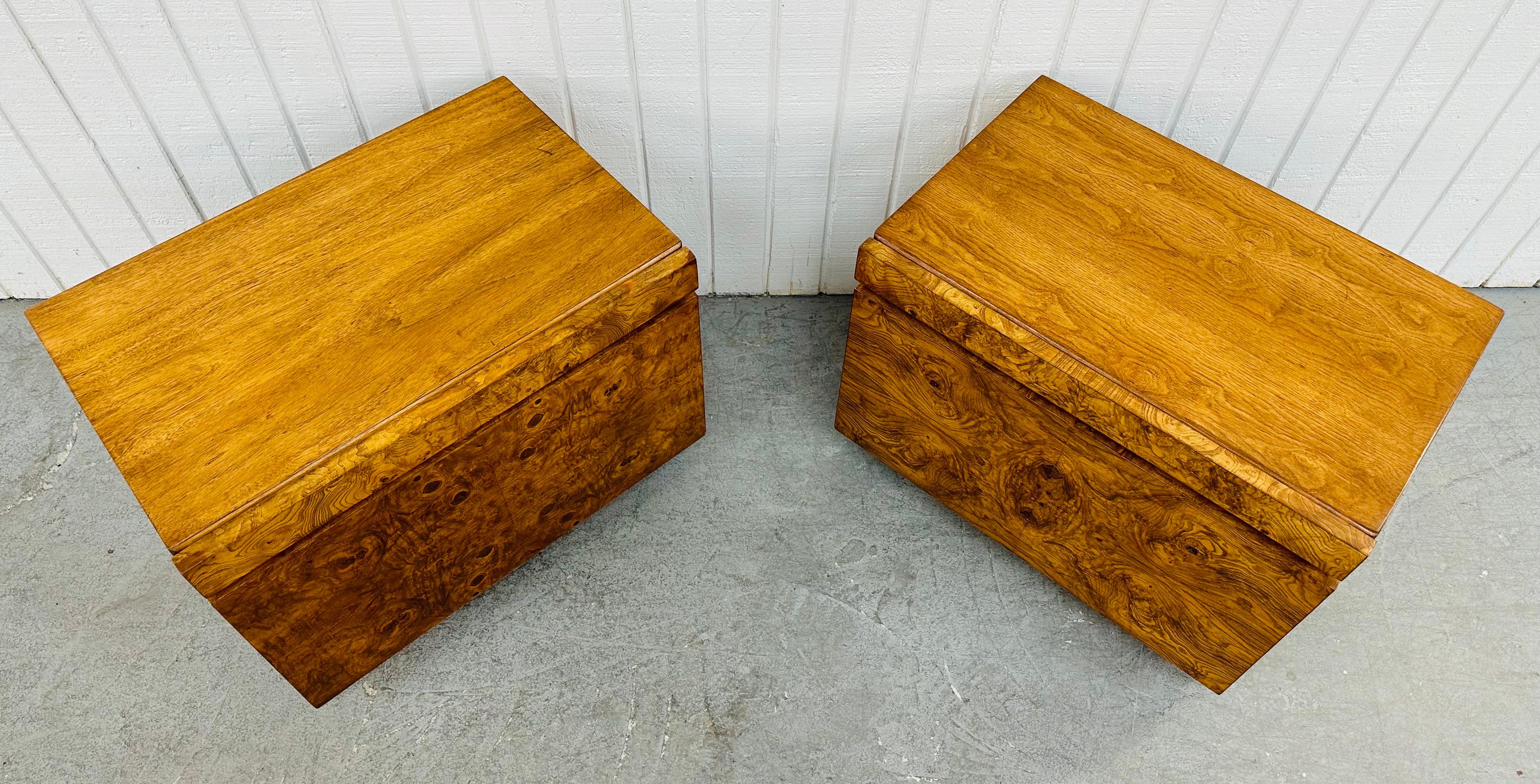 Vintage Lane Burled Wood Nightstands - Set of 2 In Good Condition In Clarksboro, NJ