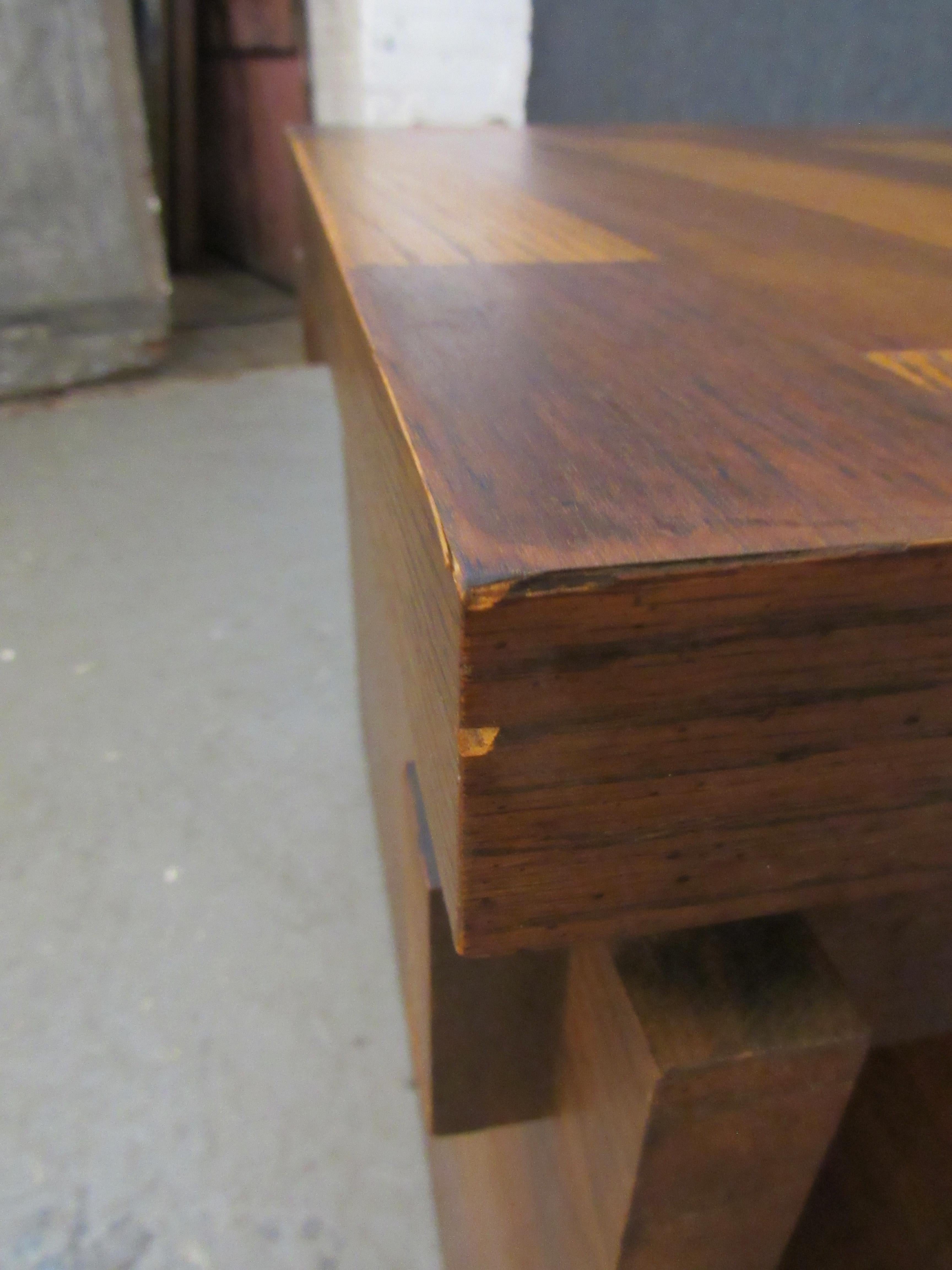 Vintage Lane Furniture Oak Butcher Block End Table In Good Condition For Sale In Brooklyn, NY