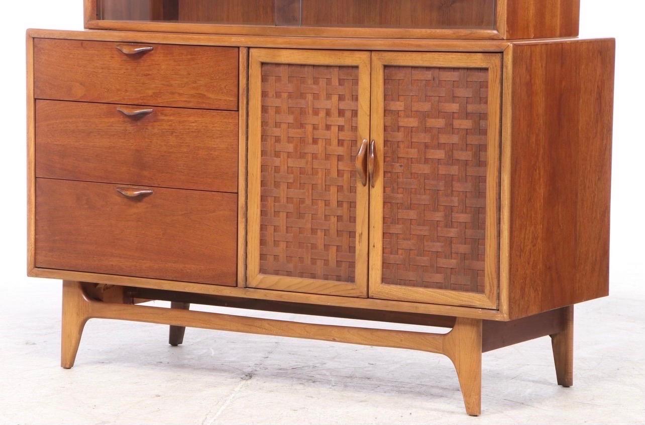 Vintage Lane Mid-Century Modern Walnut Credenza or Buffet 3