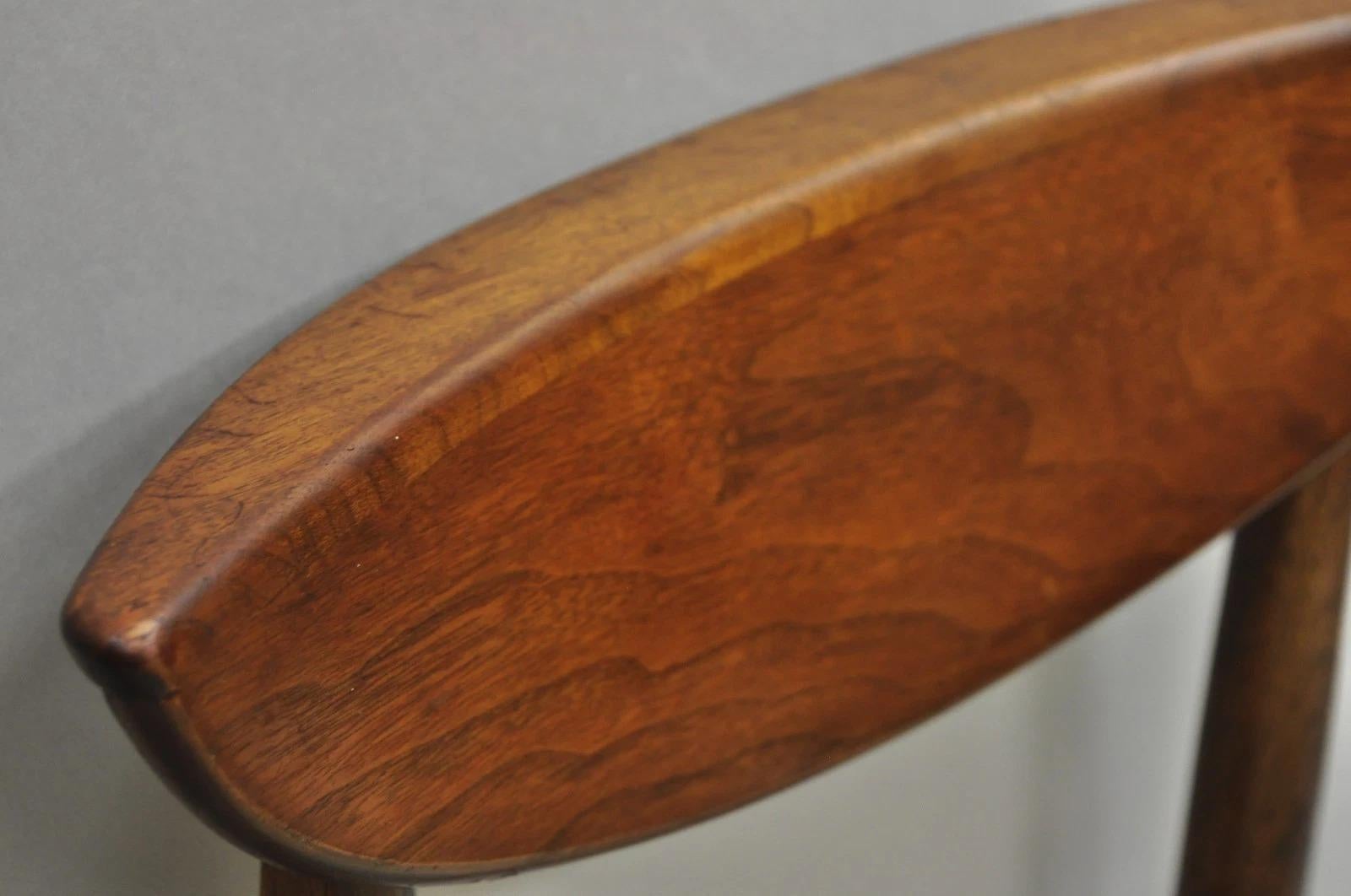 Silla auxiliar de comedor Vintage Lane Perception Mid Century Modern Nogal Desconocido en venta