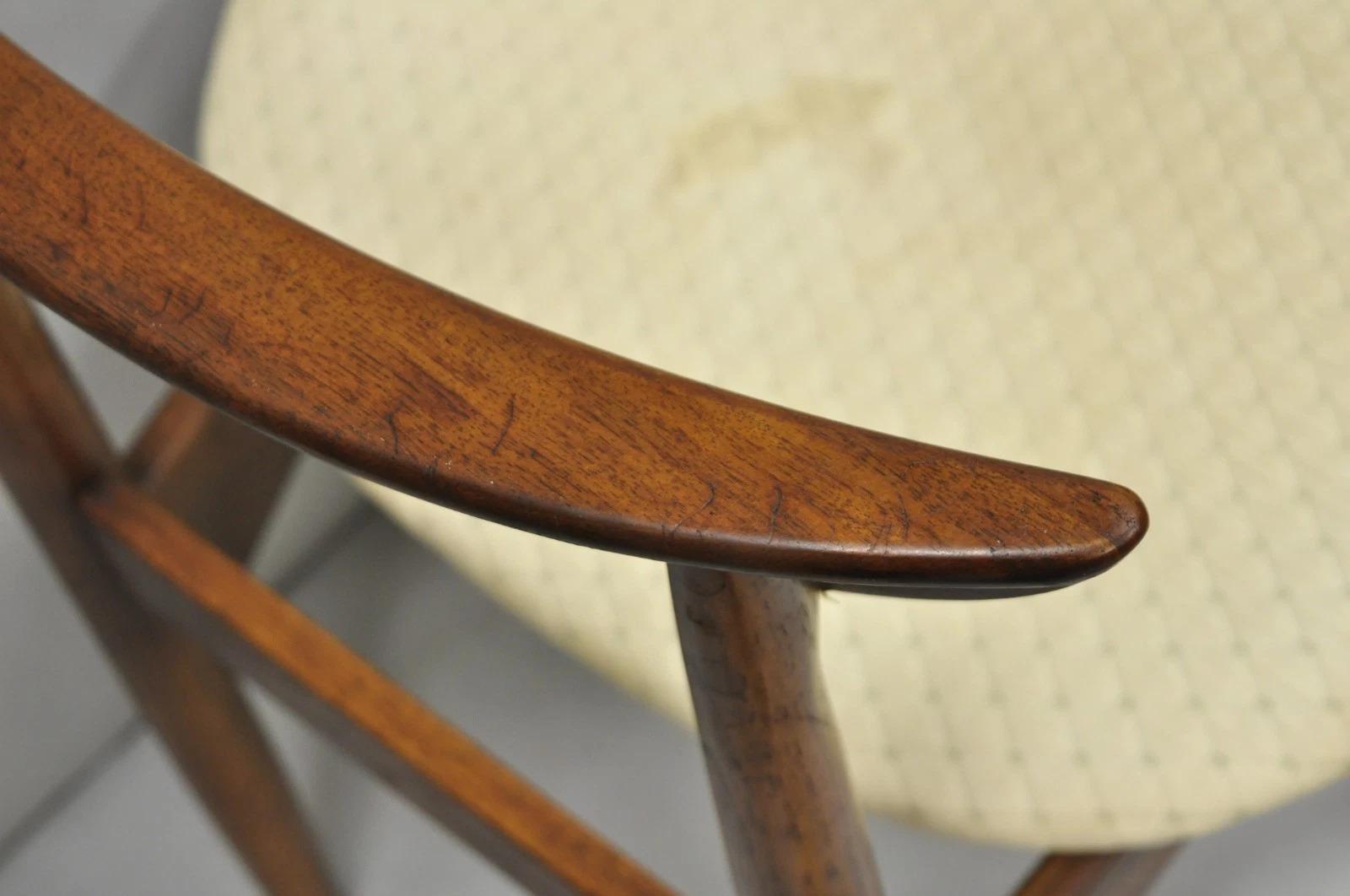 Silla auxiliar de comedor Vintage Lane Perception Mid Century Modern Nogal en venta 3