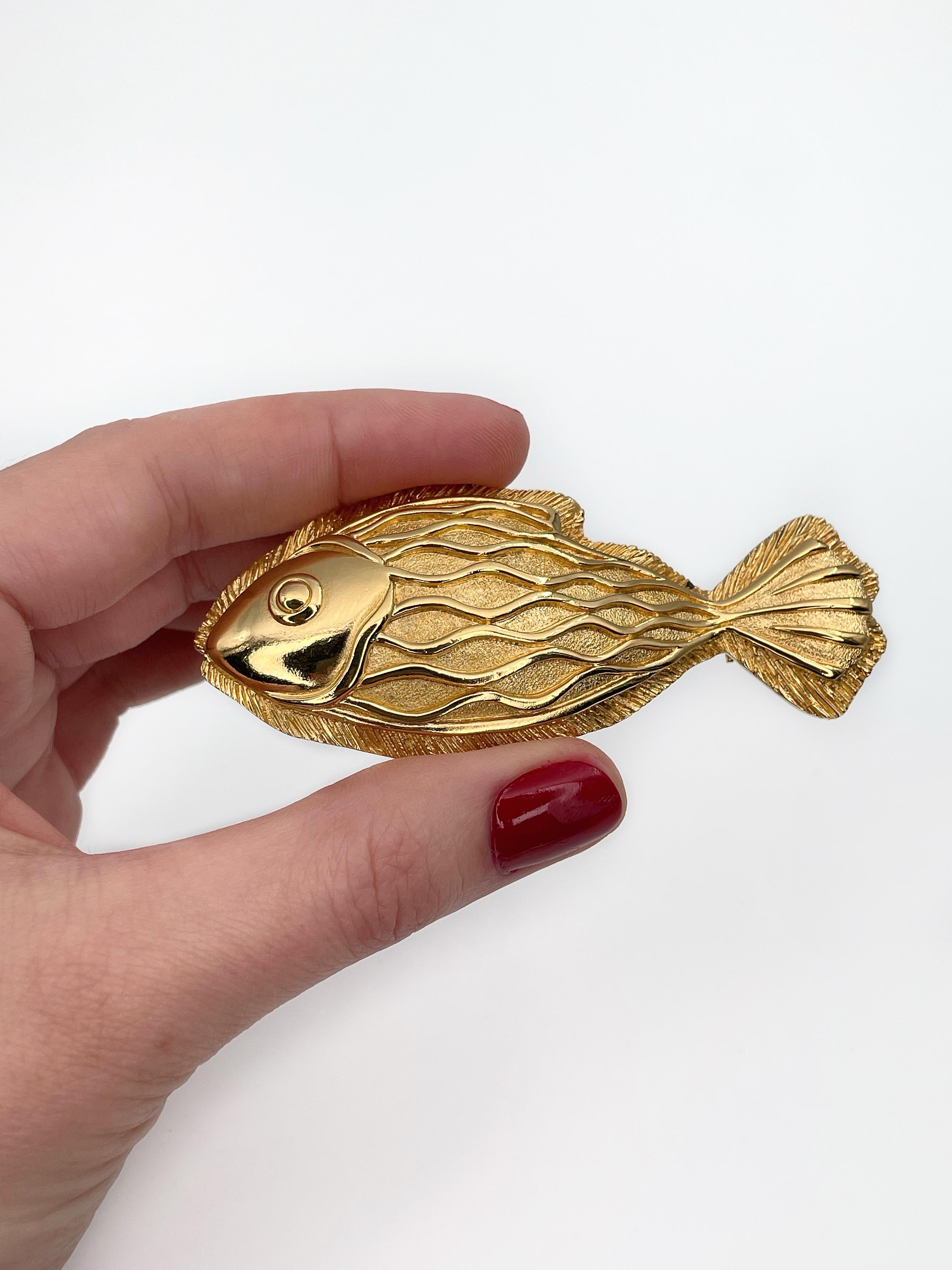 1970’s Vintage Lanvin Gold Tone Fish Pin Brooch 2