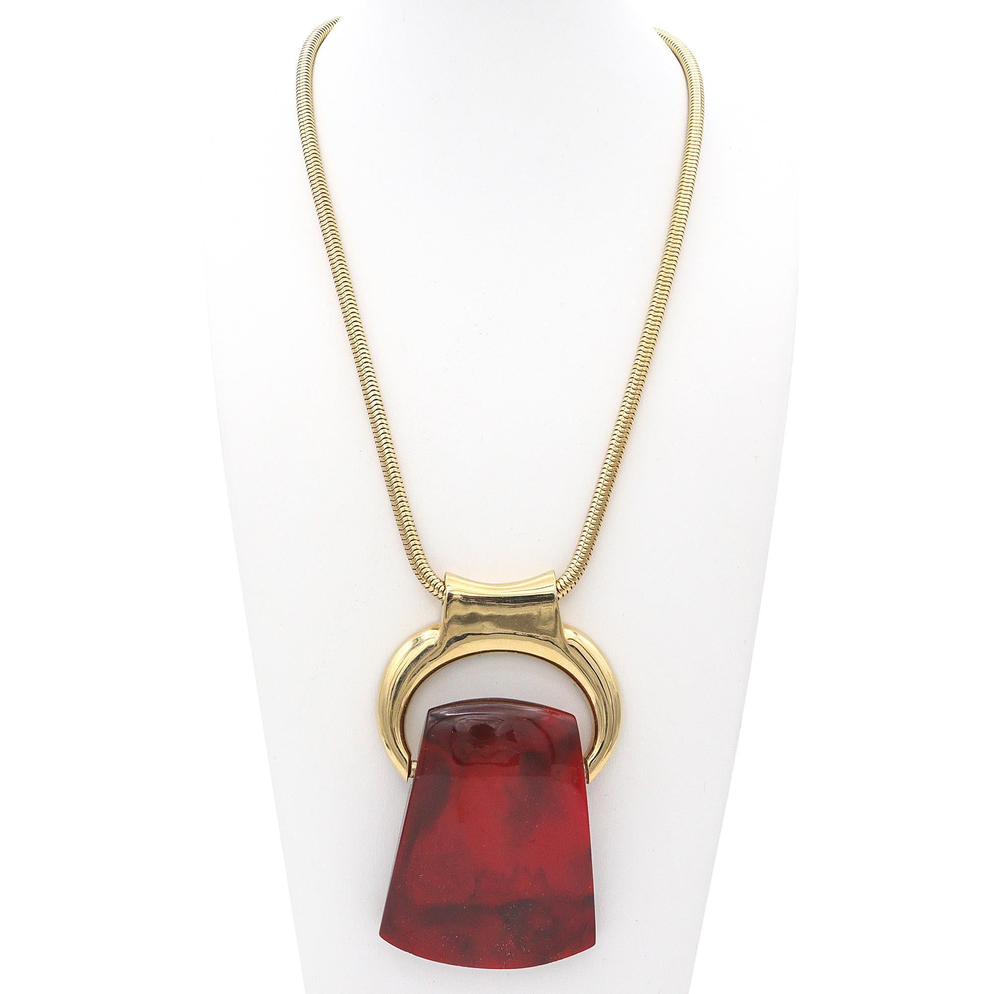 Lanvin Collier pendentif interchangeable vintage en lucite Bon état - En vente à New York, NY