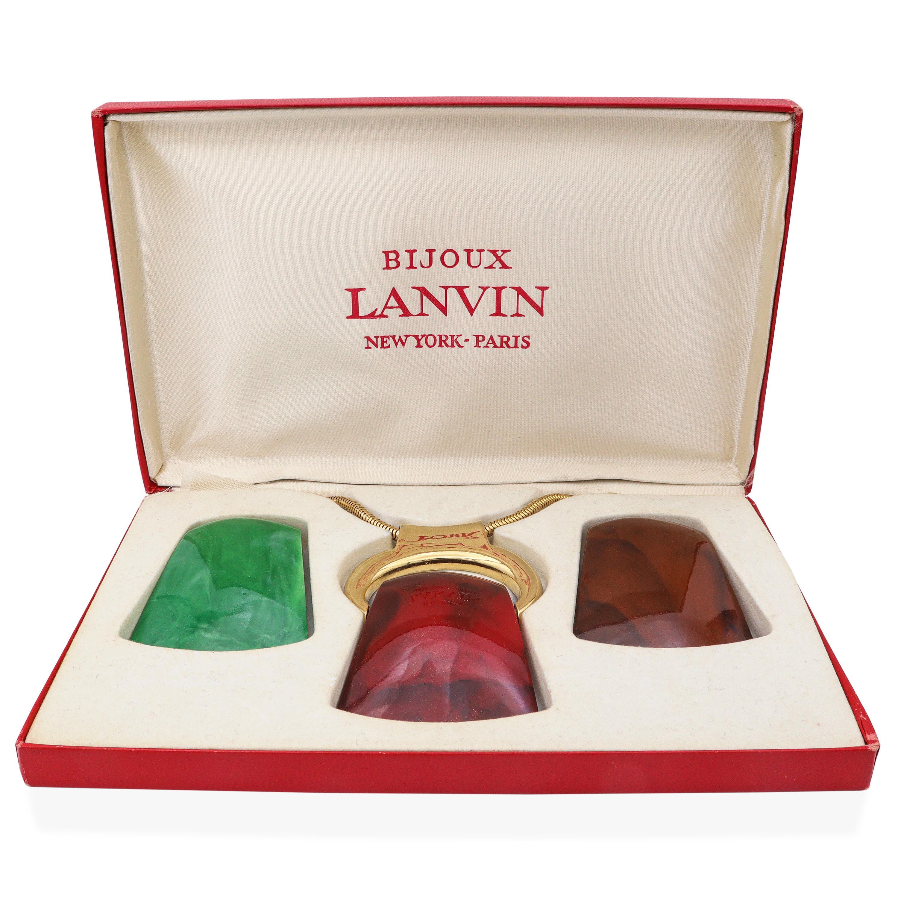 Lanvin Collier pendentif interchangeable vintage en lucite Pour femmes en vente