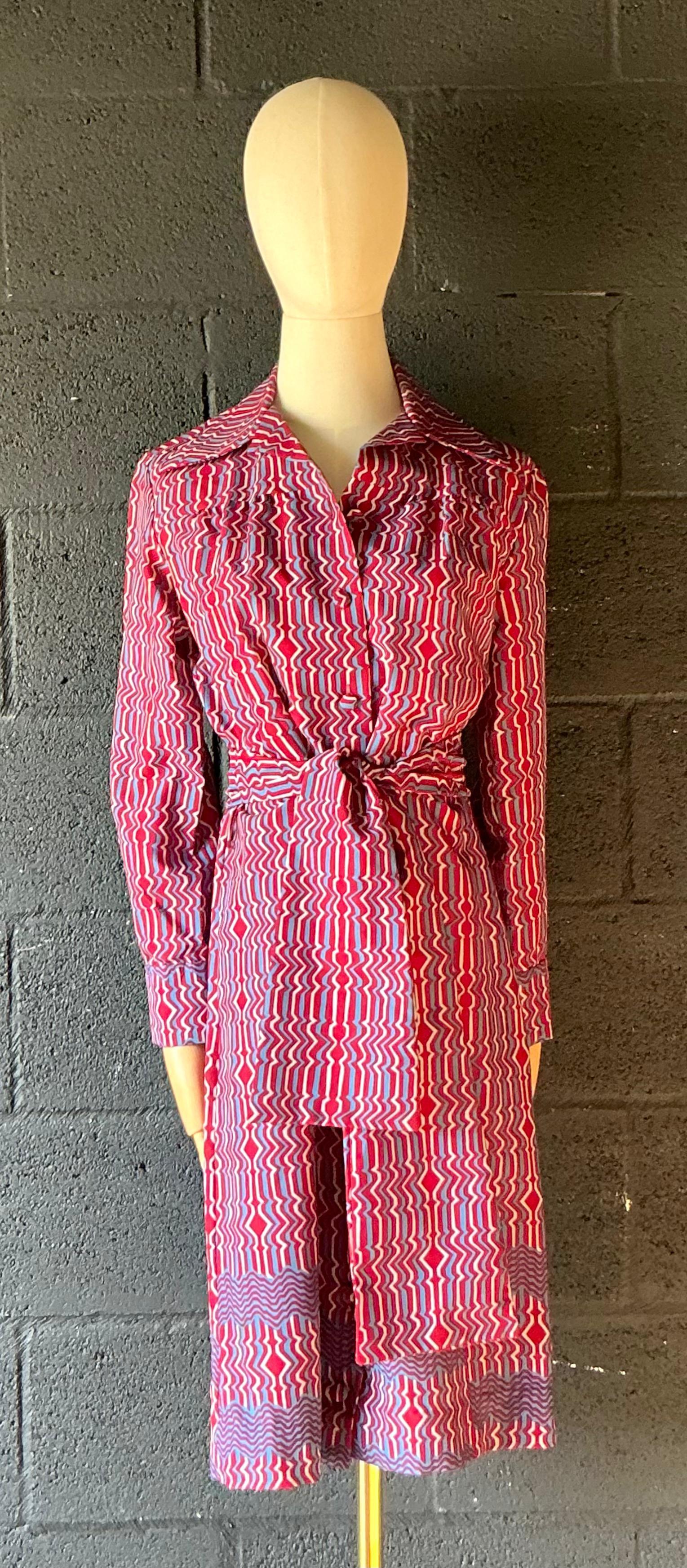 Nero Abito vintage Lanvin Paris a fantasia blu e rossa in vendita