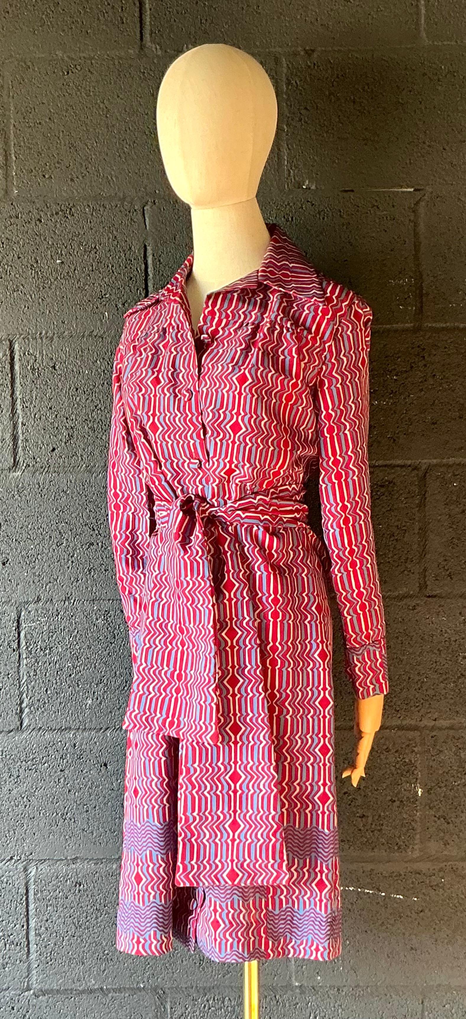 Abito vintage Lanvin Paris a fantasia blu e rossa in vendita 2