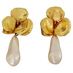 Vintage LANVIN PARIS Flower Teardrop Pearl Dangling Earrings