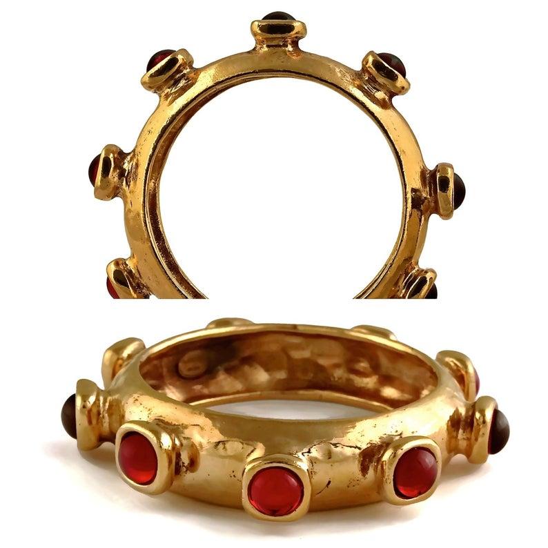 Vintage LANVIN PARIS Protruded Cabochon Gear Bangle Bracelet In Excellent Condition For Sale In Kingersheim, Alsace