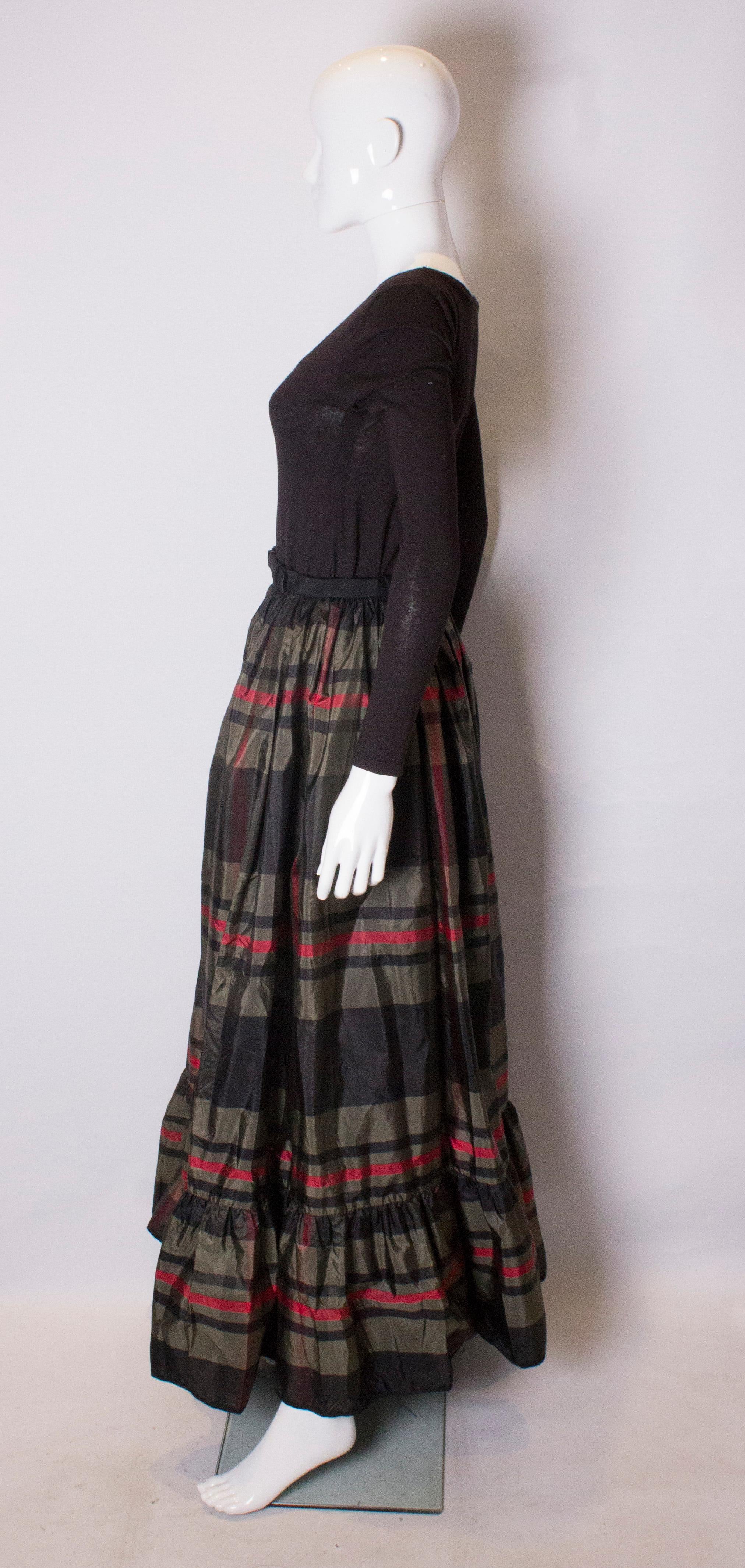 Vintage Lanvin Silk Skirt In Good Condition For Sale In London, GB
