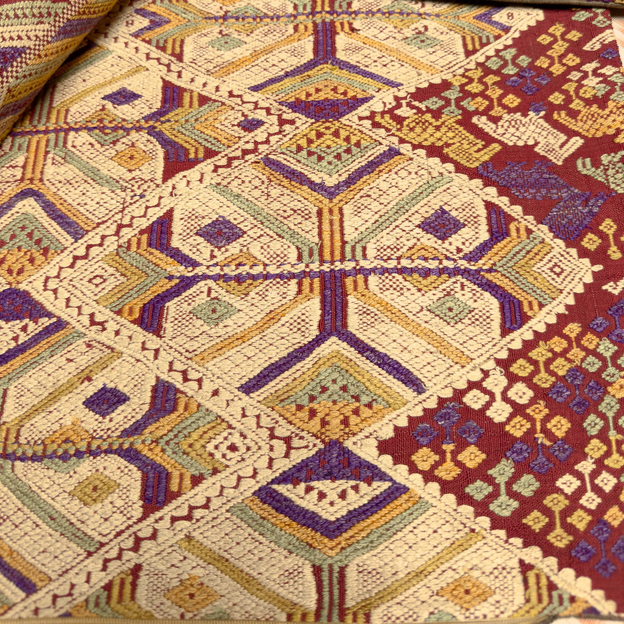 Tribale Copri cuscino laotiano vintage in vendita
