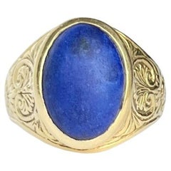 Used Lapis Lazuli an 18 Carat Gold Signet Ring