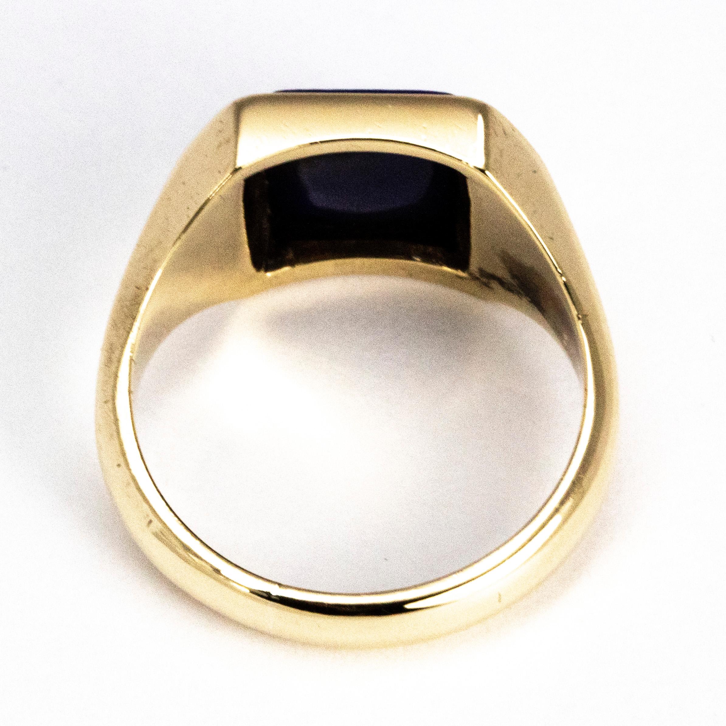 Women's or Men's Vintage Lapis Lazuli an 9 Carat Gold Signet Ring