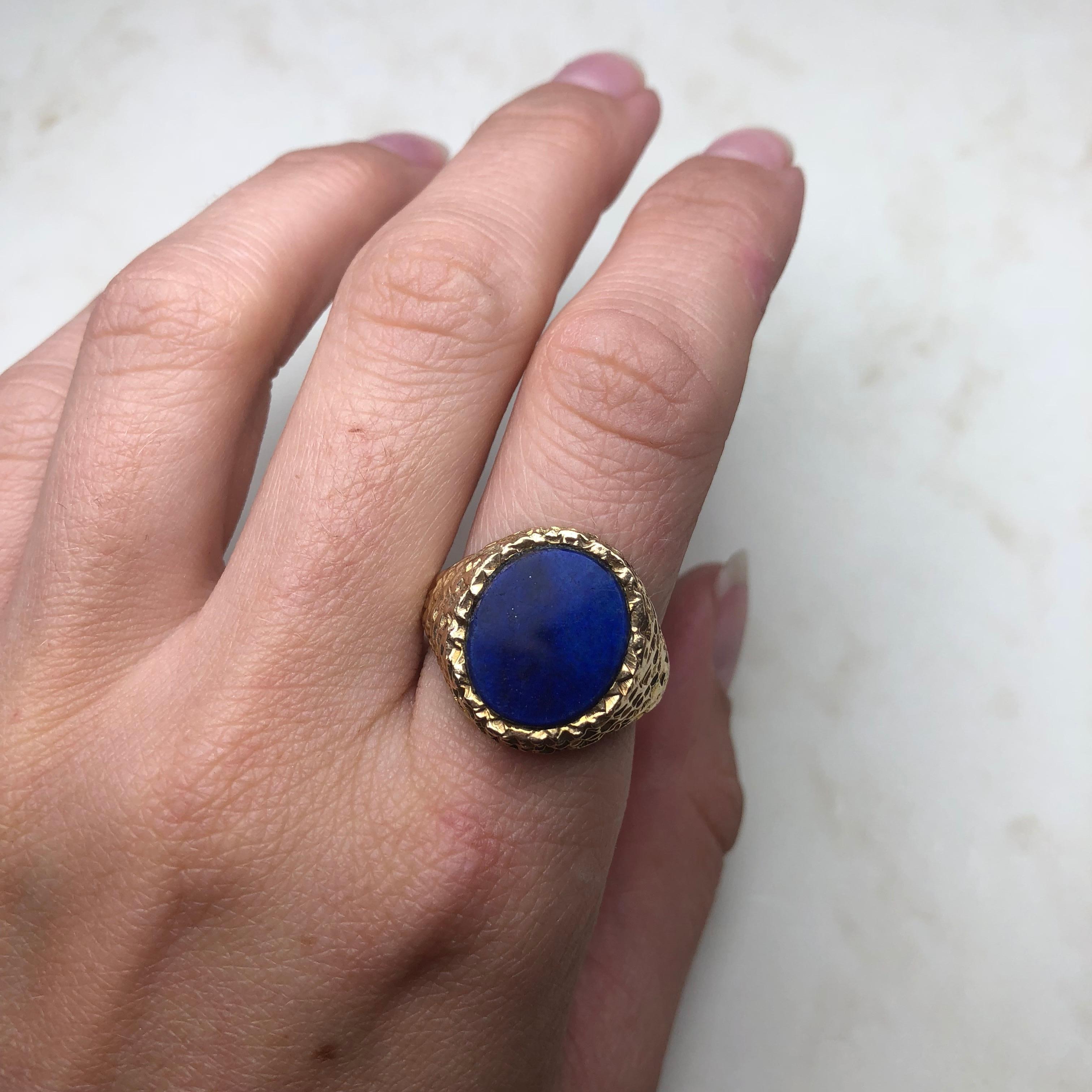 Women's or Men's Vintage Lapis Lazuli and 9 Carat Gold Signet Ring