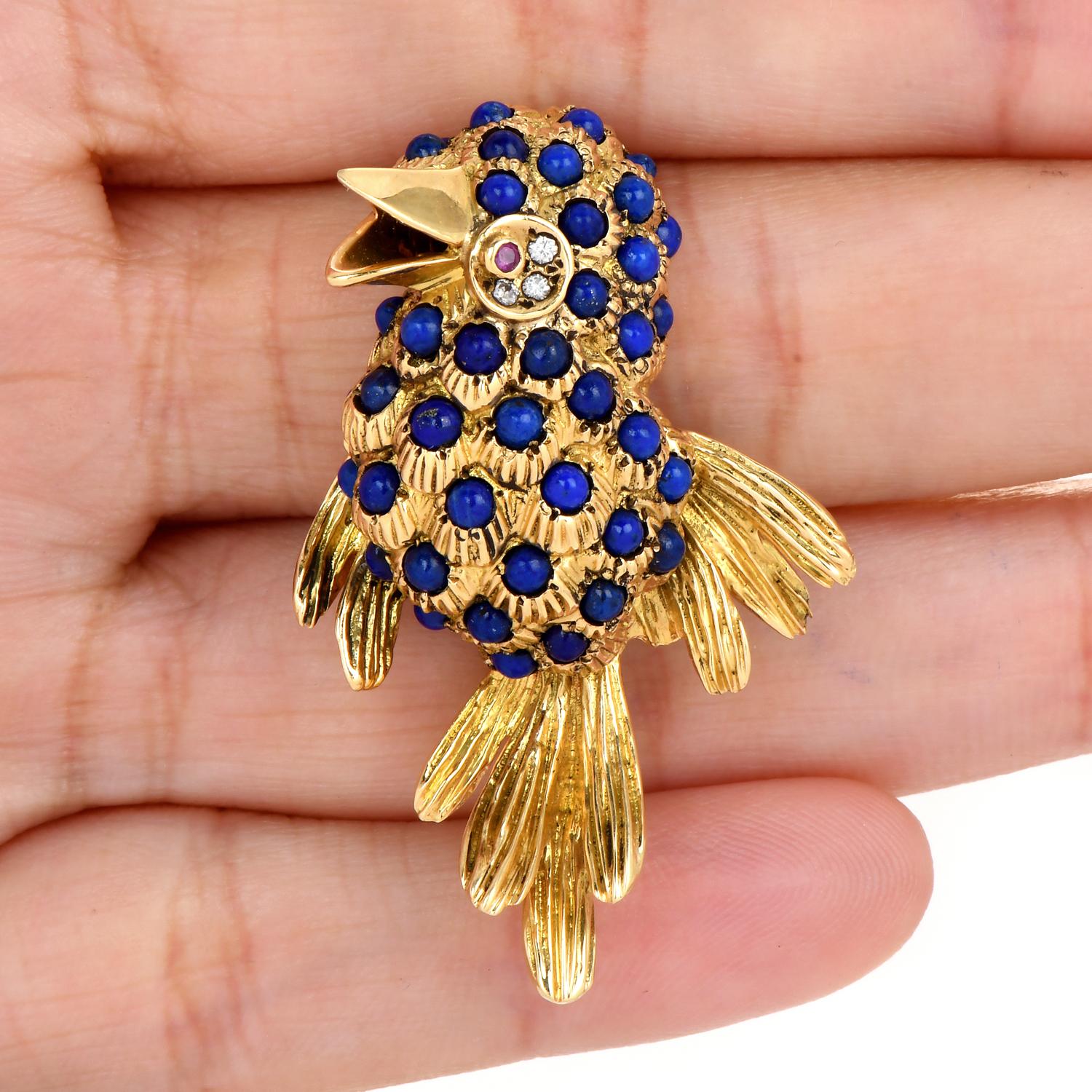 Vintage Lapis Lazuli Diamond Ruby 18k Yellow Gold Bird Textured Brooch In Excellent Condition For Sale In Miami, FL